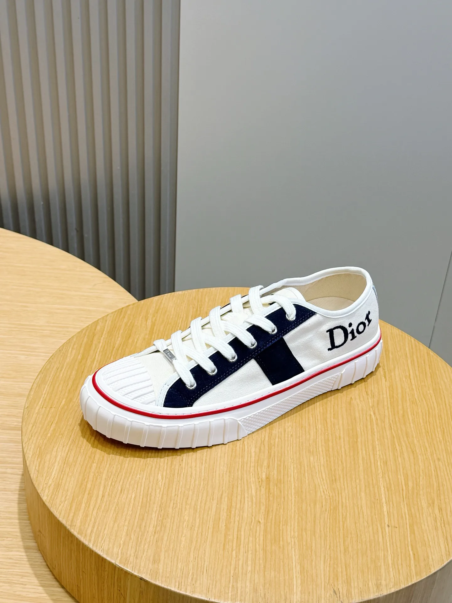 Women's Sneakers CHRISTIAN DIOR 18101566