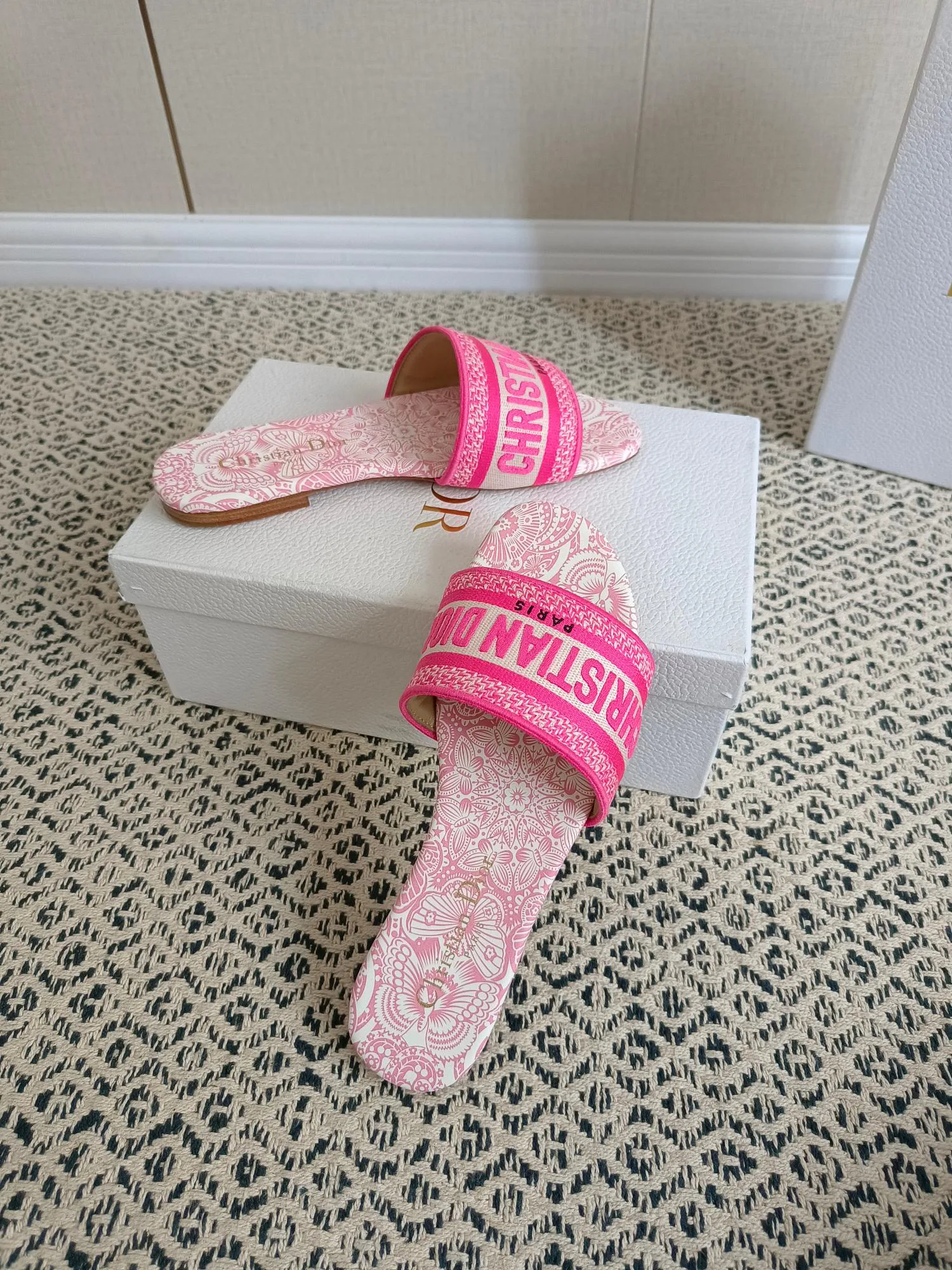 Women's Flip-Flops CHRISTIAN DIOR 17998146