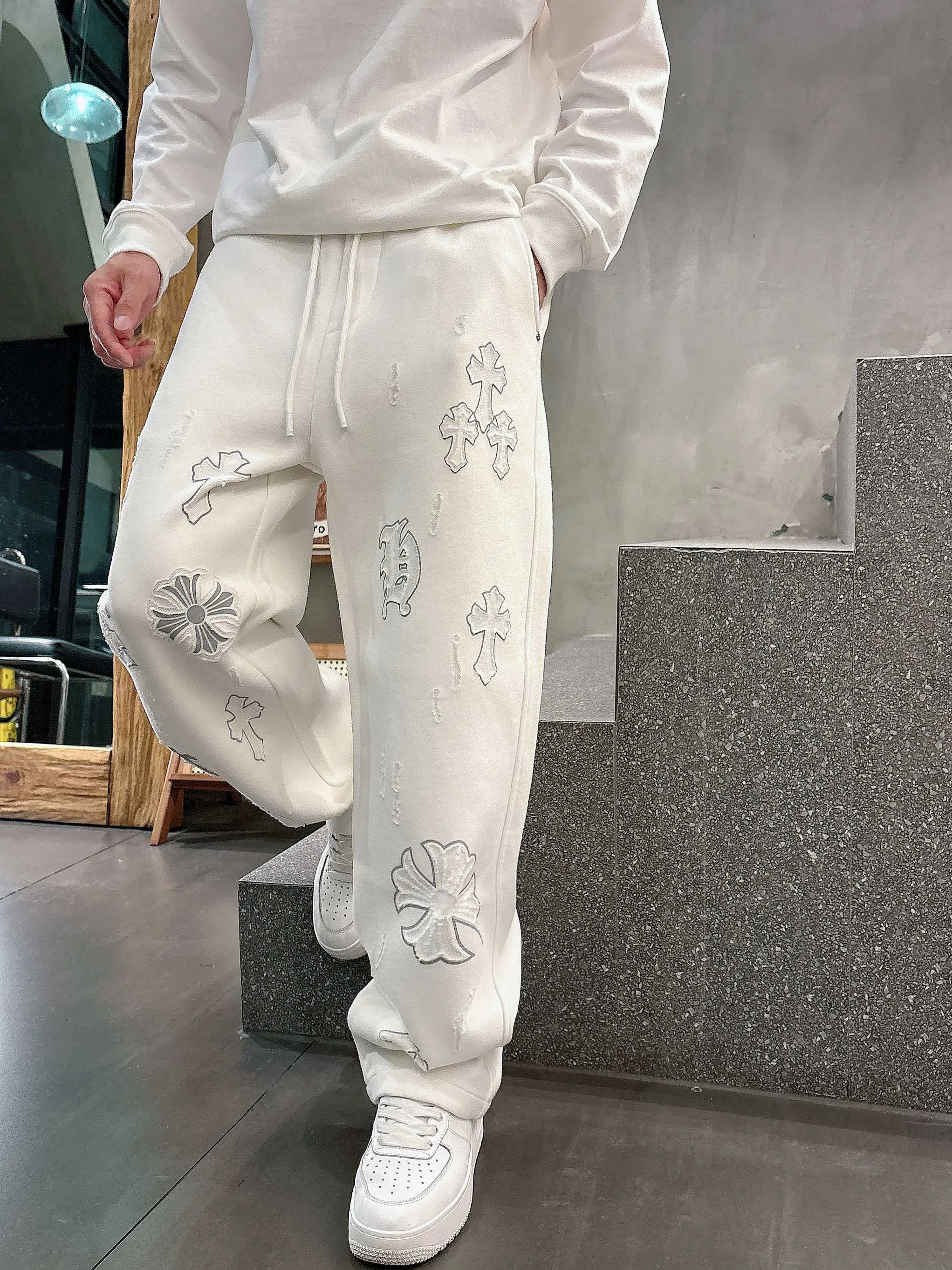 Men's Trousers CHANEL 18368672