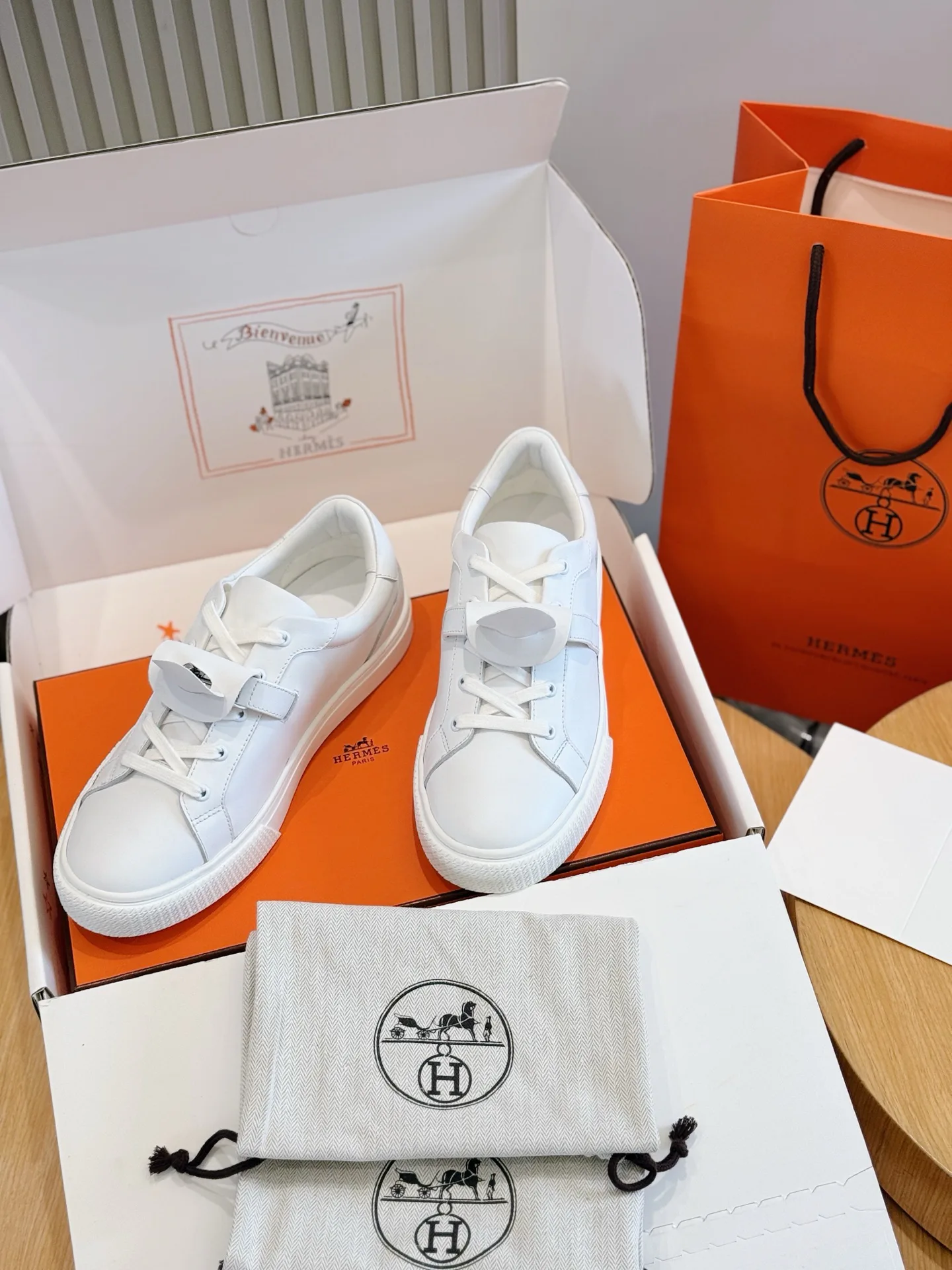 Men's Sneakers HERMES 17933940