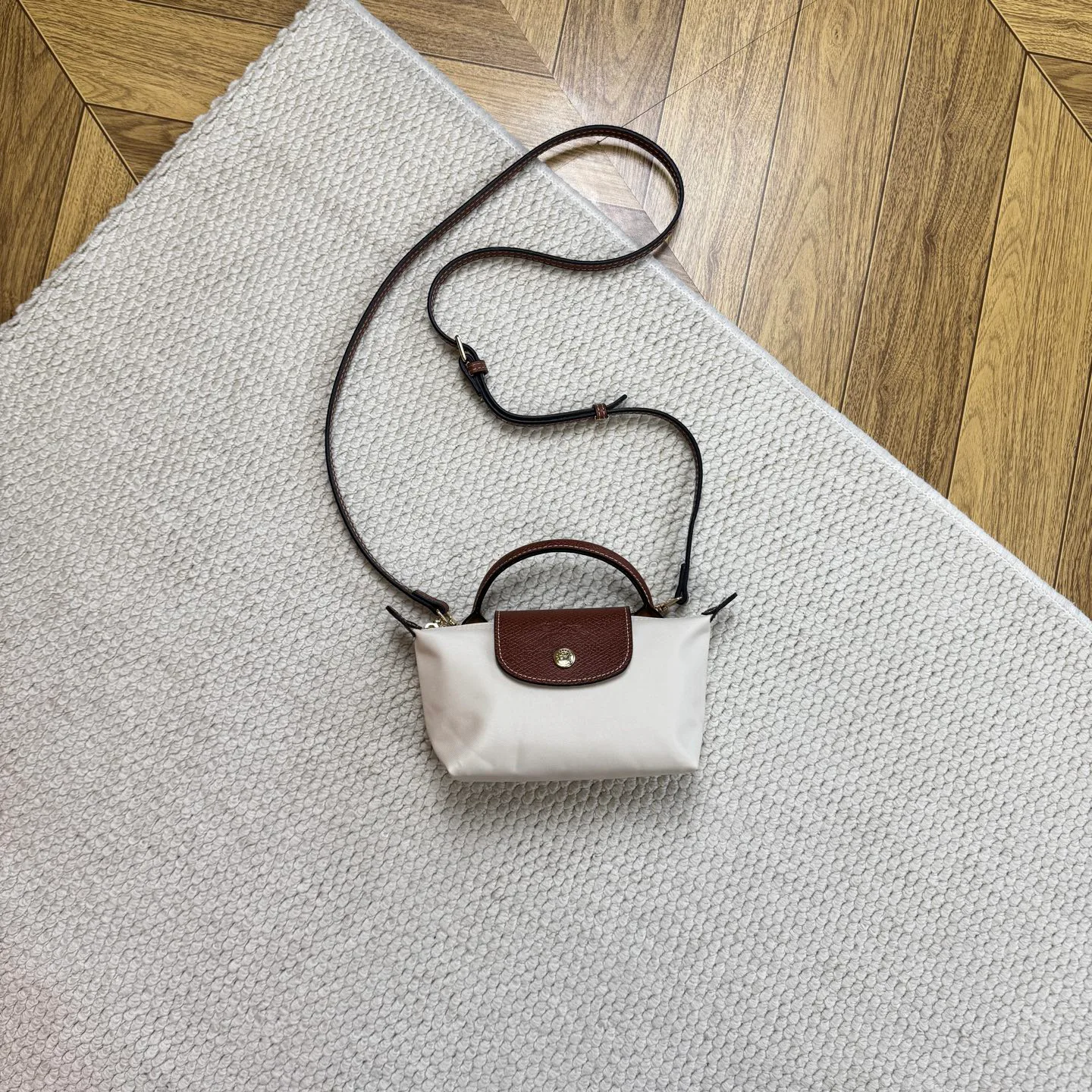 Women's Classic Handbags LONGCHAMP 17875591