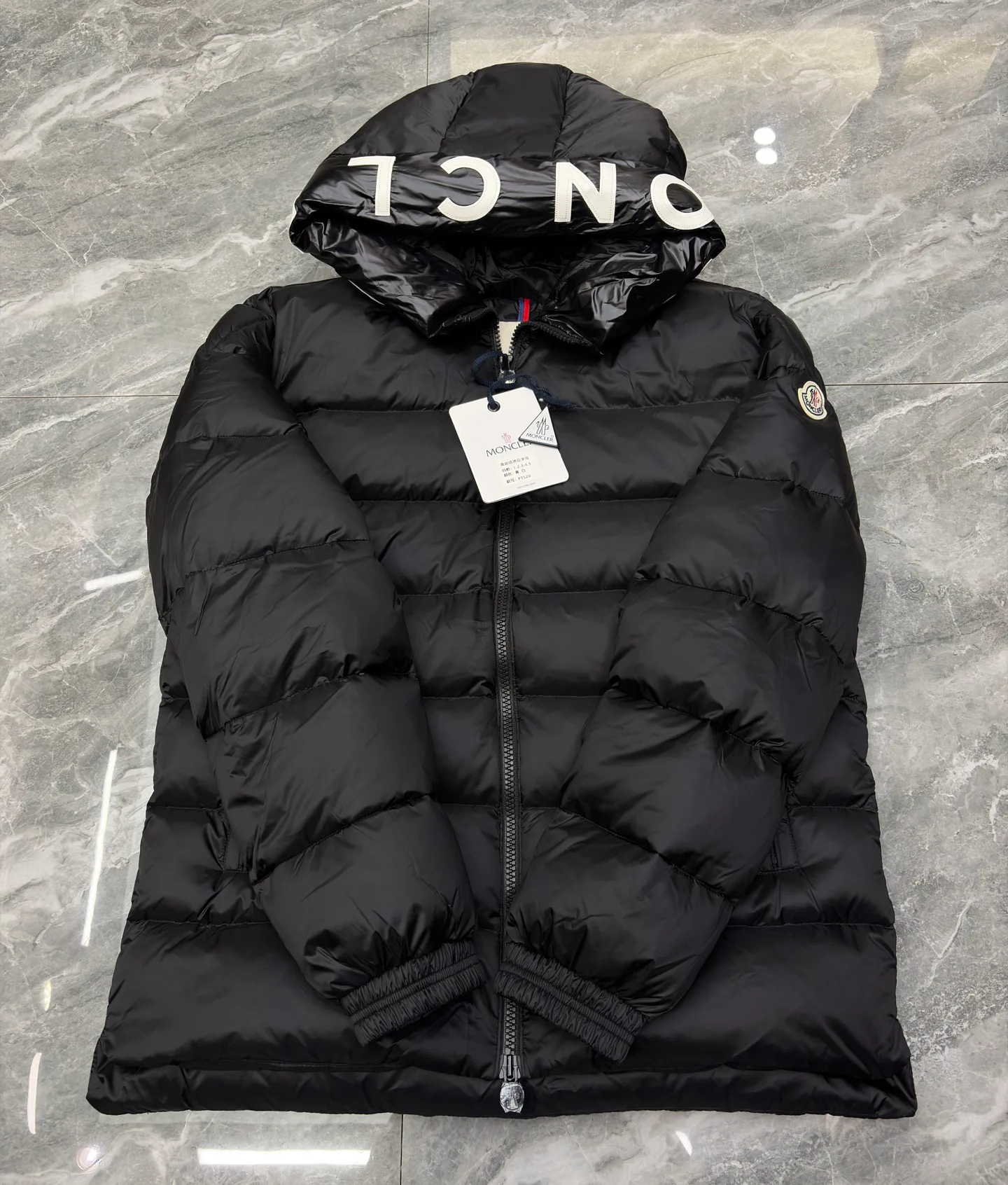 Women's Jackets And Down Jackets MONCLER 17568681