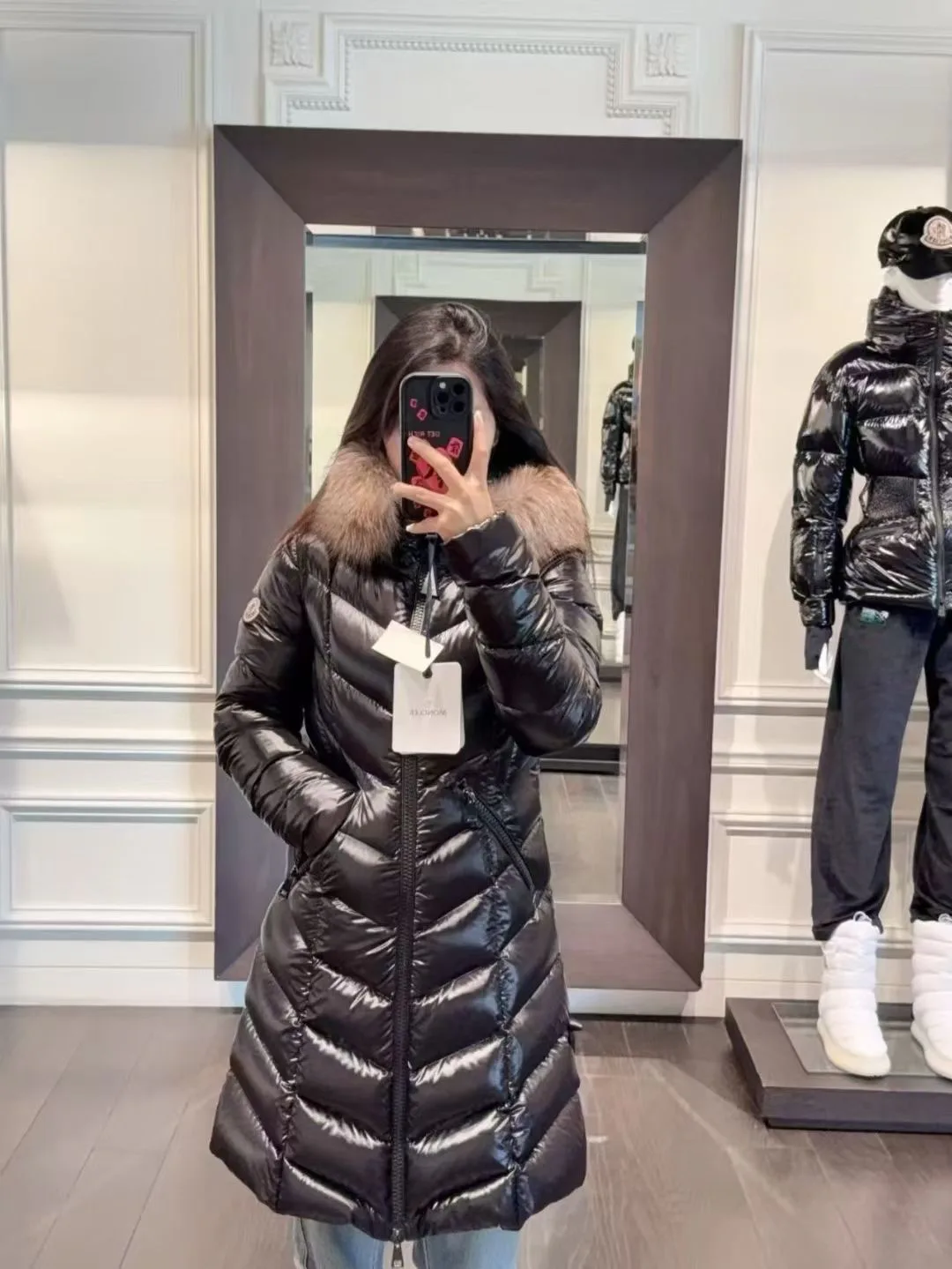 Women's Jackets And Down Jackets MONCLER 18240678