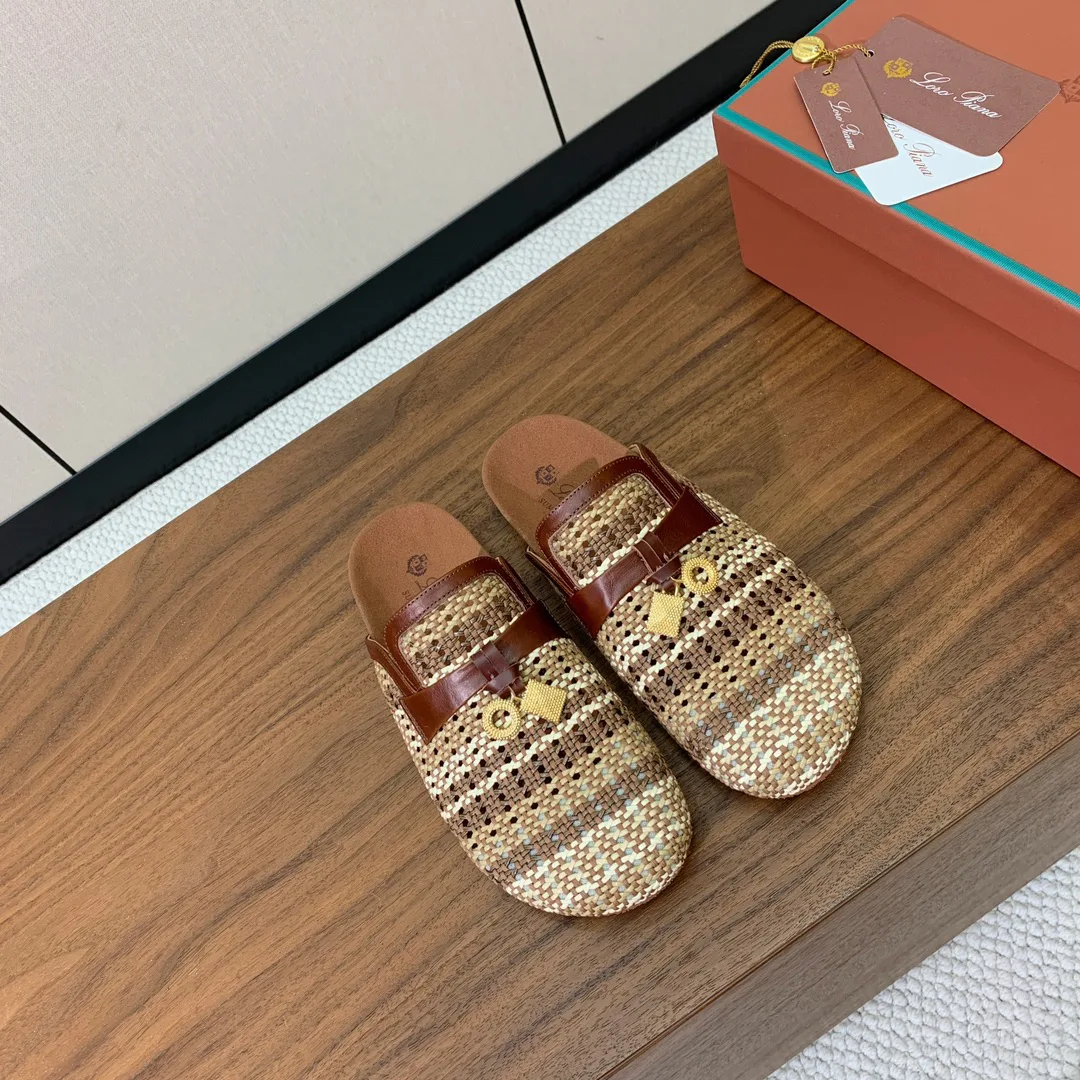 Women's Mules And Clogs LORO PIANA 17631657