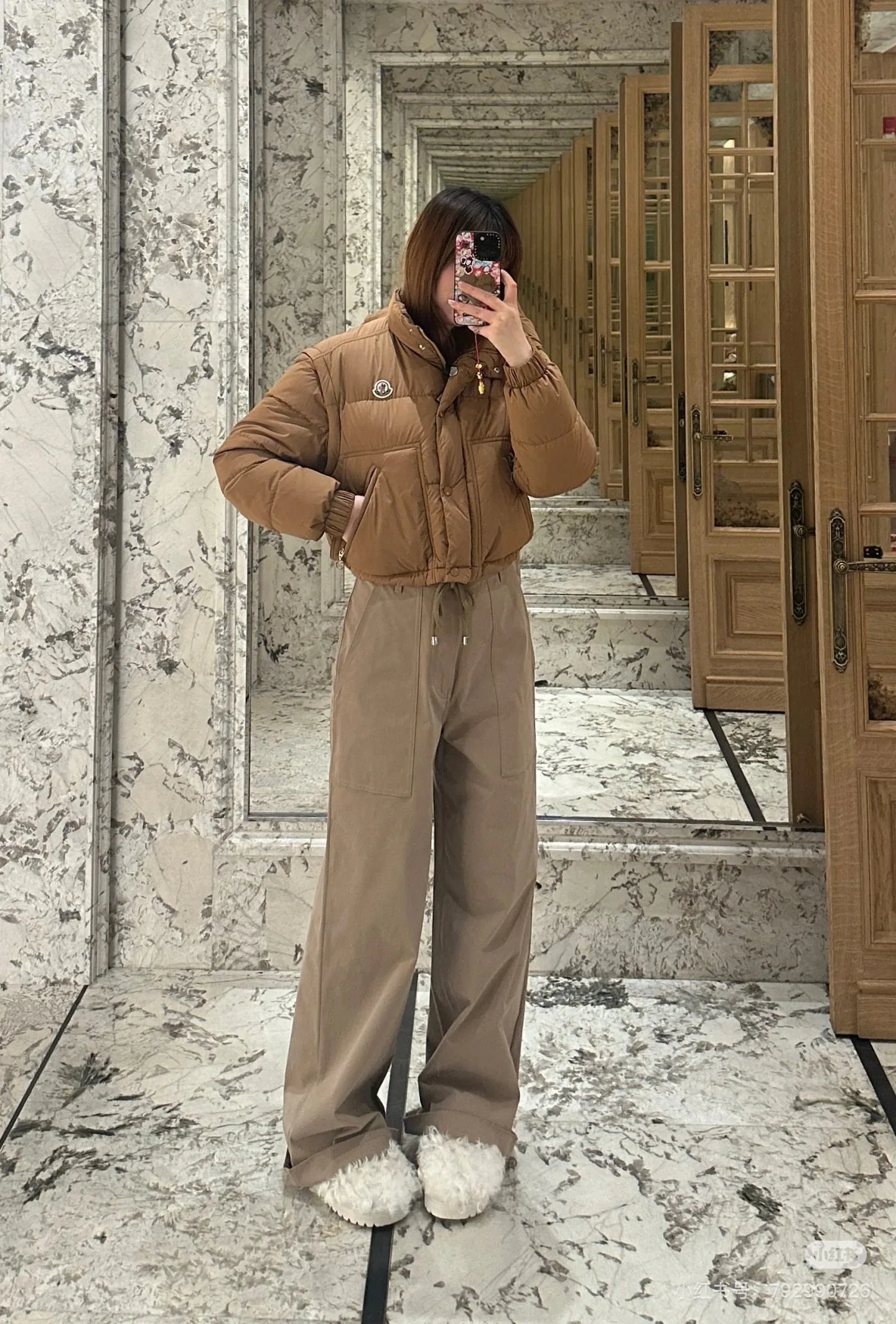Women's Jackets And Down Jackets MONCLER 17856725