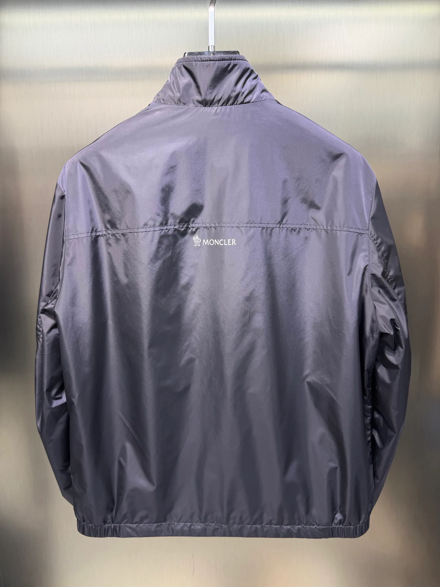 Women's Jackets And Down Jackets MONCLER 18177865