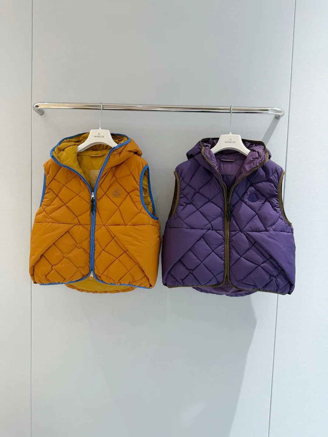 Women's Vests MONCLER 18538562
