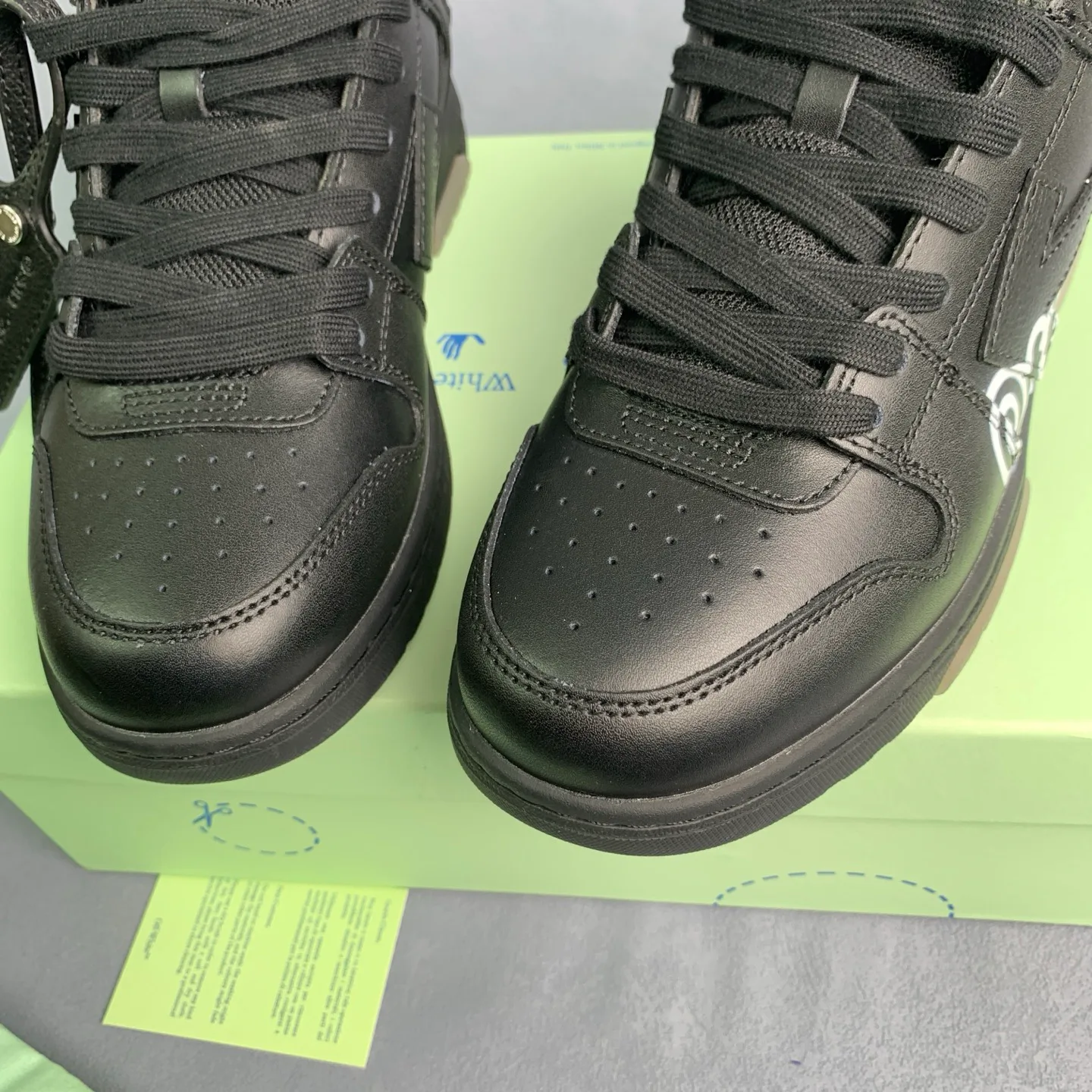 Women's Sneakers OFF-WHITE 17776390
