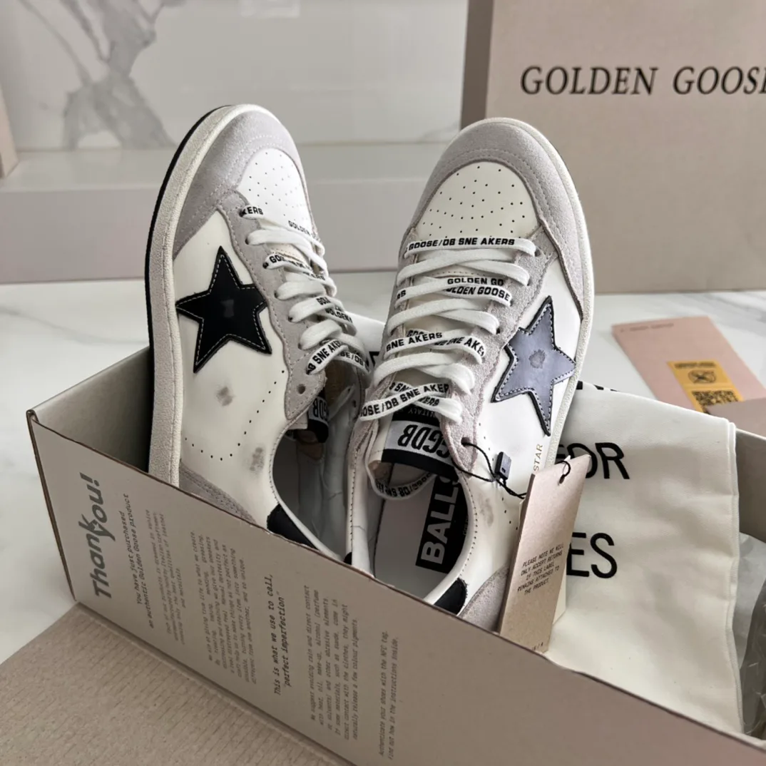 Women's Sneakers GOLDEN GOOSE 16995677