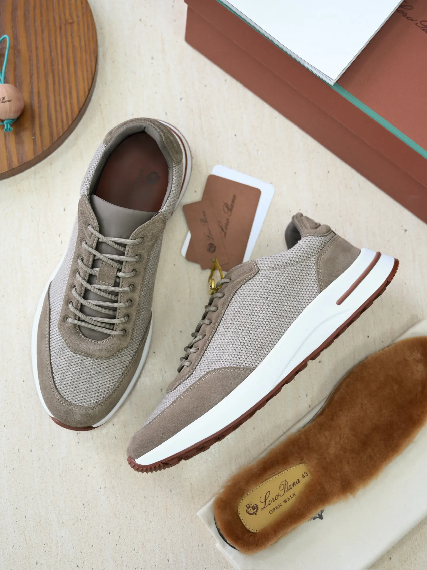 Men's Sneakers LORO PIANA 18382805
