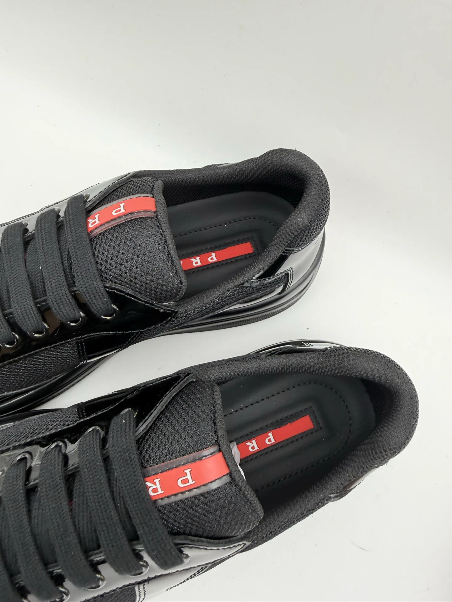Men's Sneakers PRADA 18067341