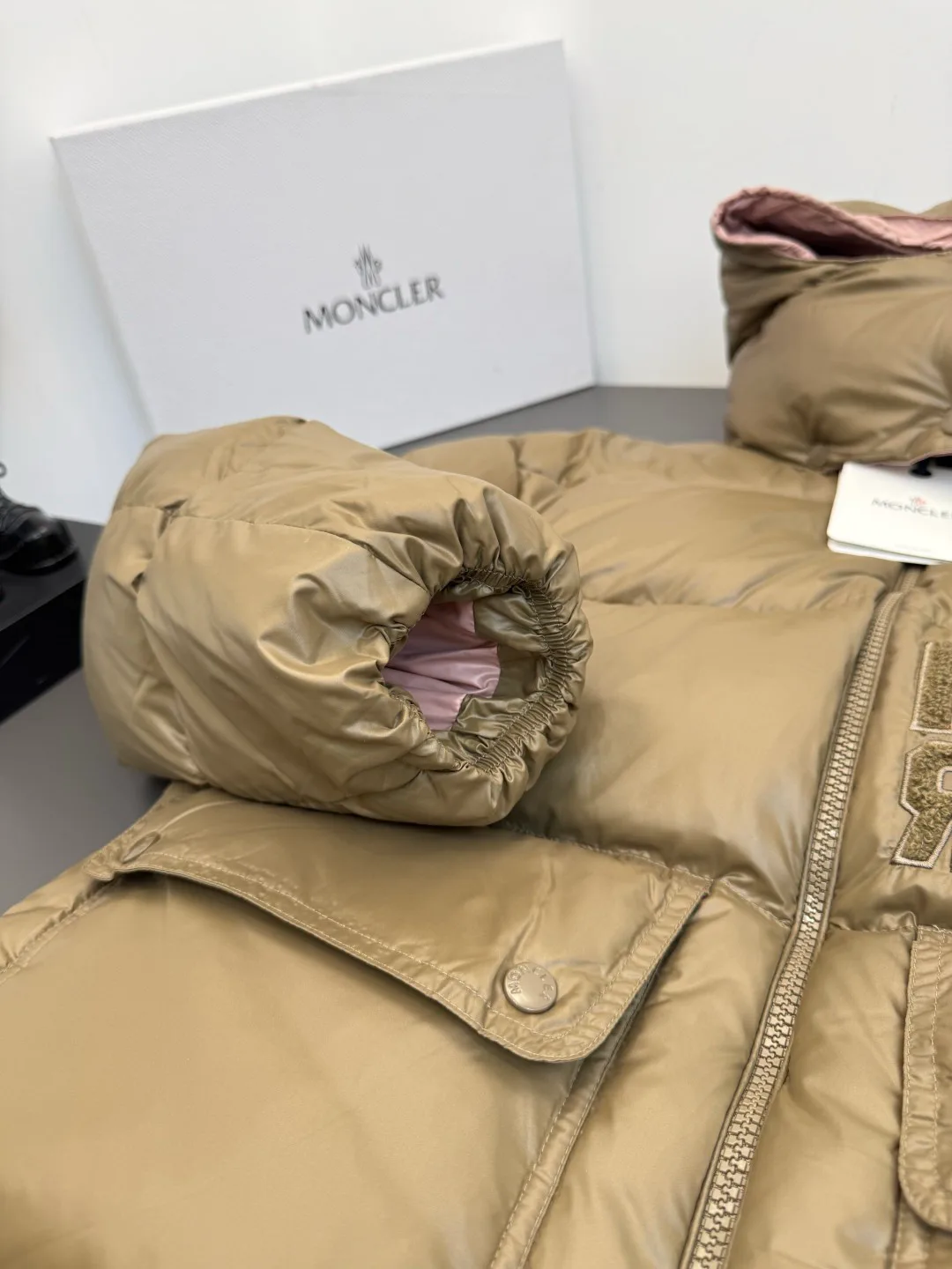 Куртки И Пуховики Мужские Moncler 18683785