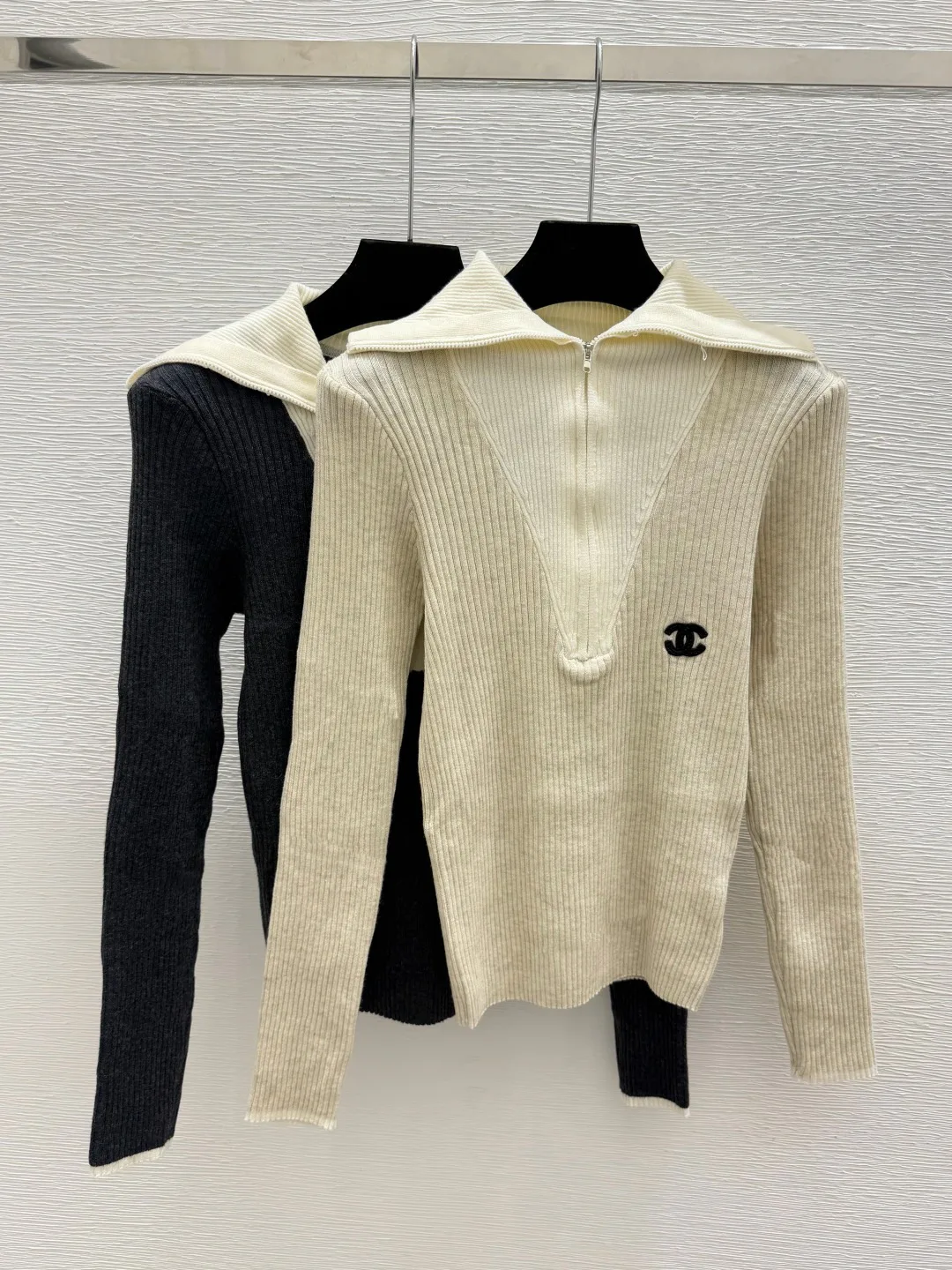 Women's Jumpers And Sweaters CHANEL 18138242