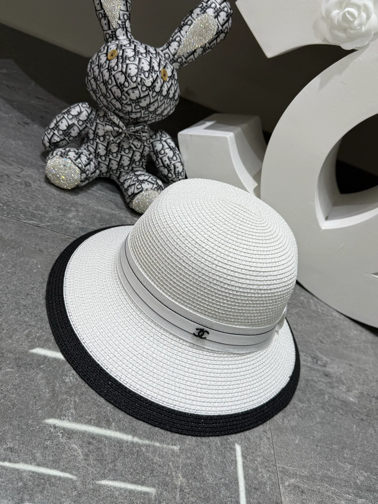 Hats CHANEL 17810495