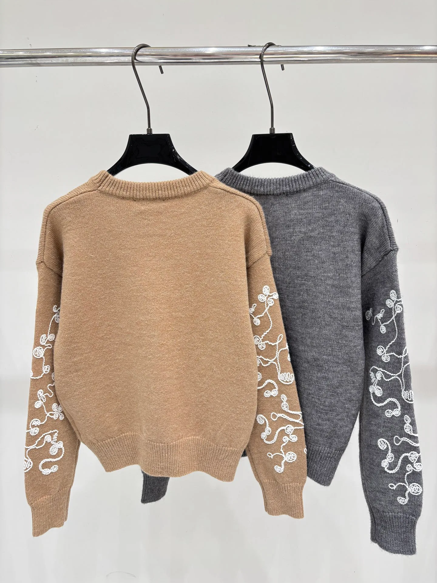 Women's Jumpers And Sweaters MIU MIU 18032146