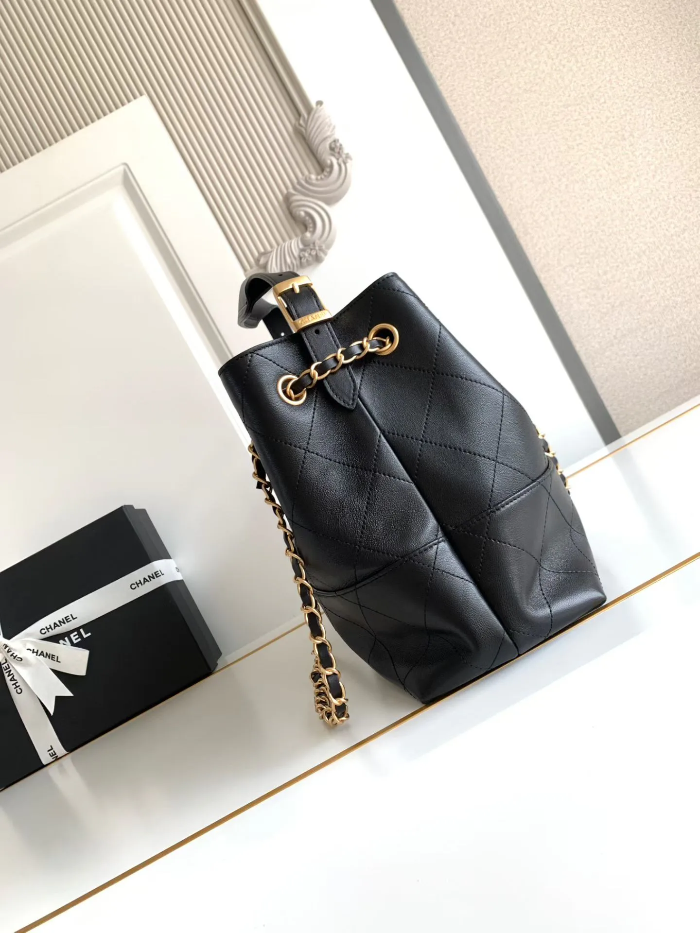 Women's Classic Handbags CHANEL 18526046