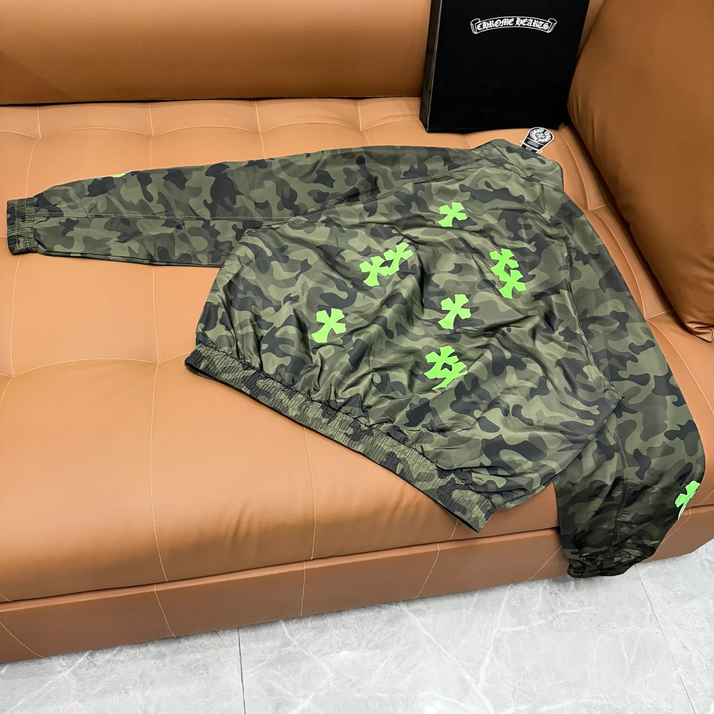 Куртки И Пуховики Женские Chrome Hearts 18607130