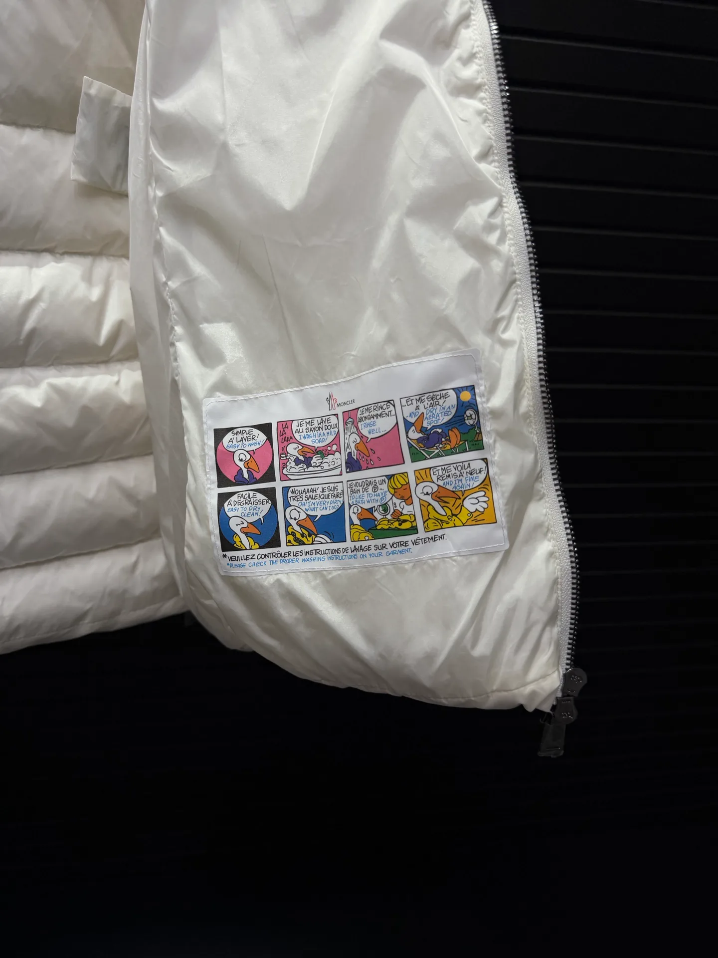 Women's Jackets And Down Jackets MONCLER 17829903