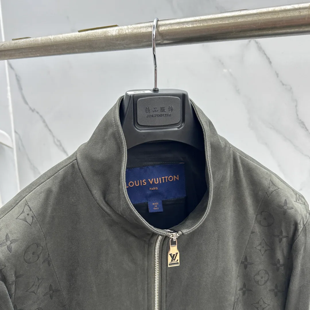 Куртки И Пуховики Мужские Louis Vuitton 18596976
