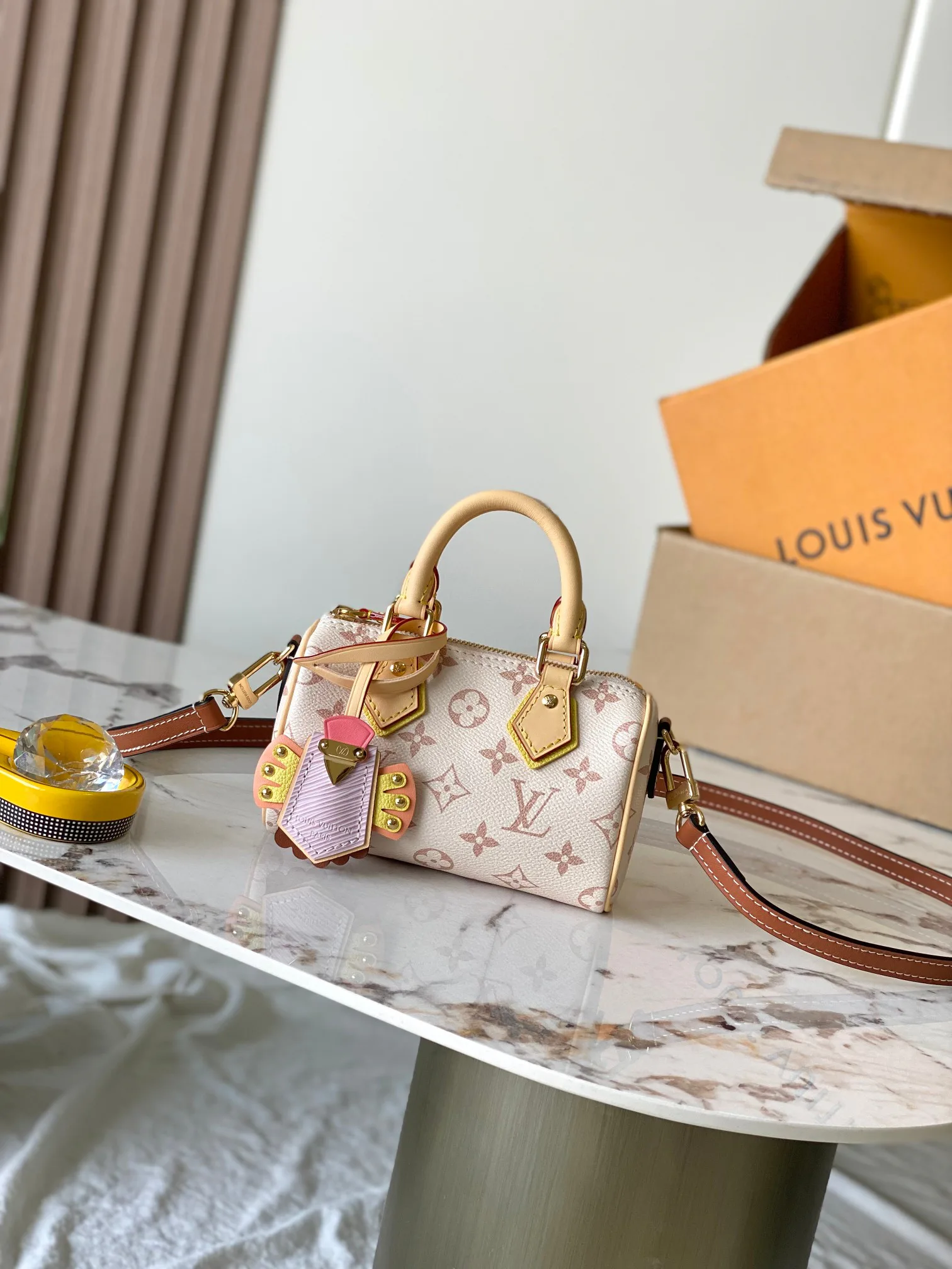 Women's Classic Handbags LOUIS VUITTON 17906932
