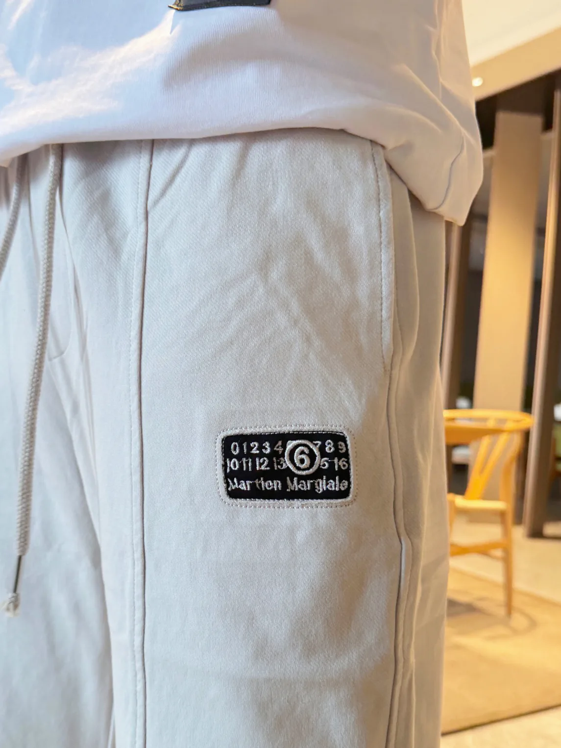 Men's Trousers MAISON MARGIELA 18345793