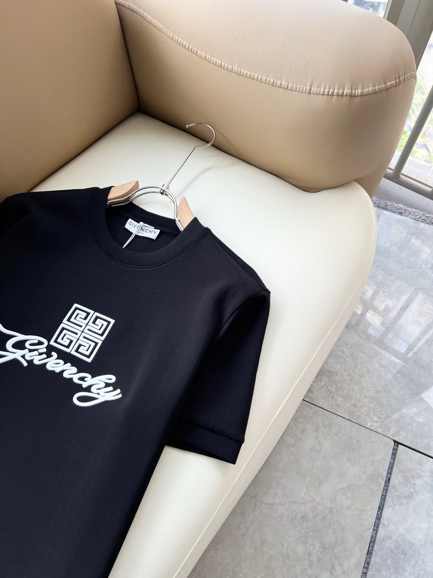 Men's T-Shirts GIVENCHY 18495612