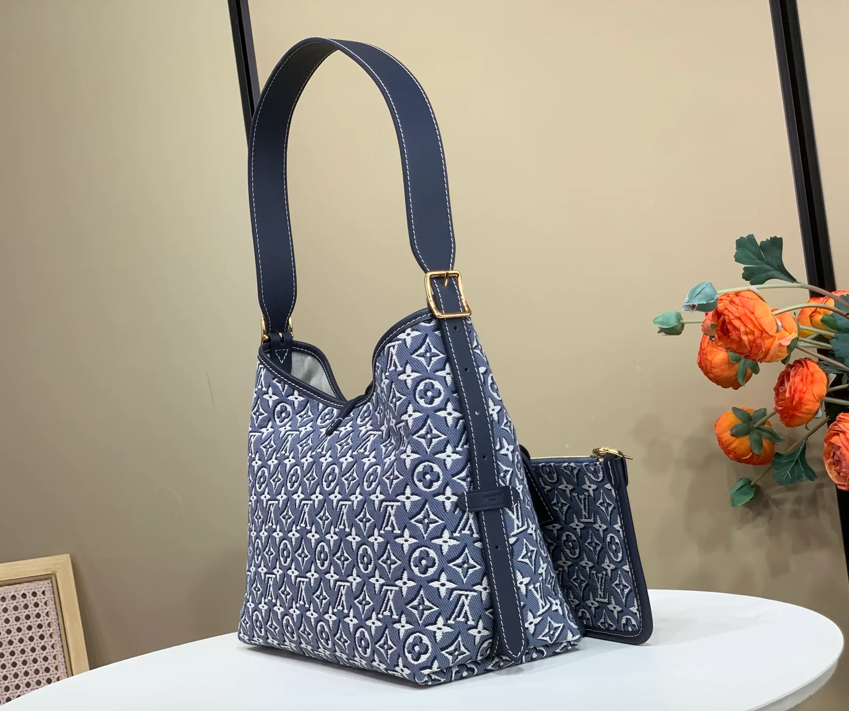 Women's Classic Handbags LOUIS VUITTON 18278232