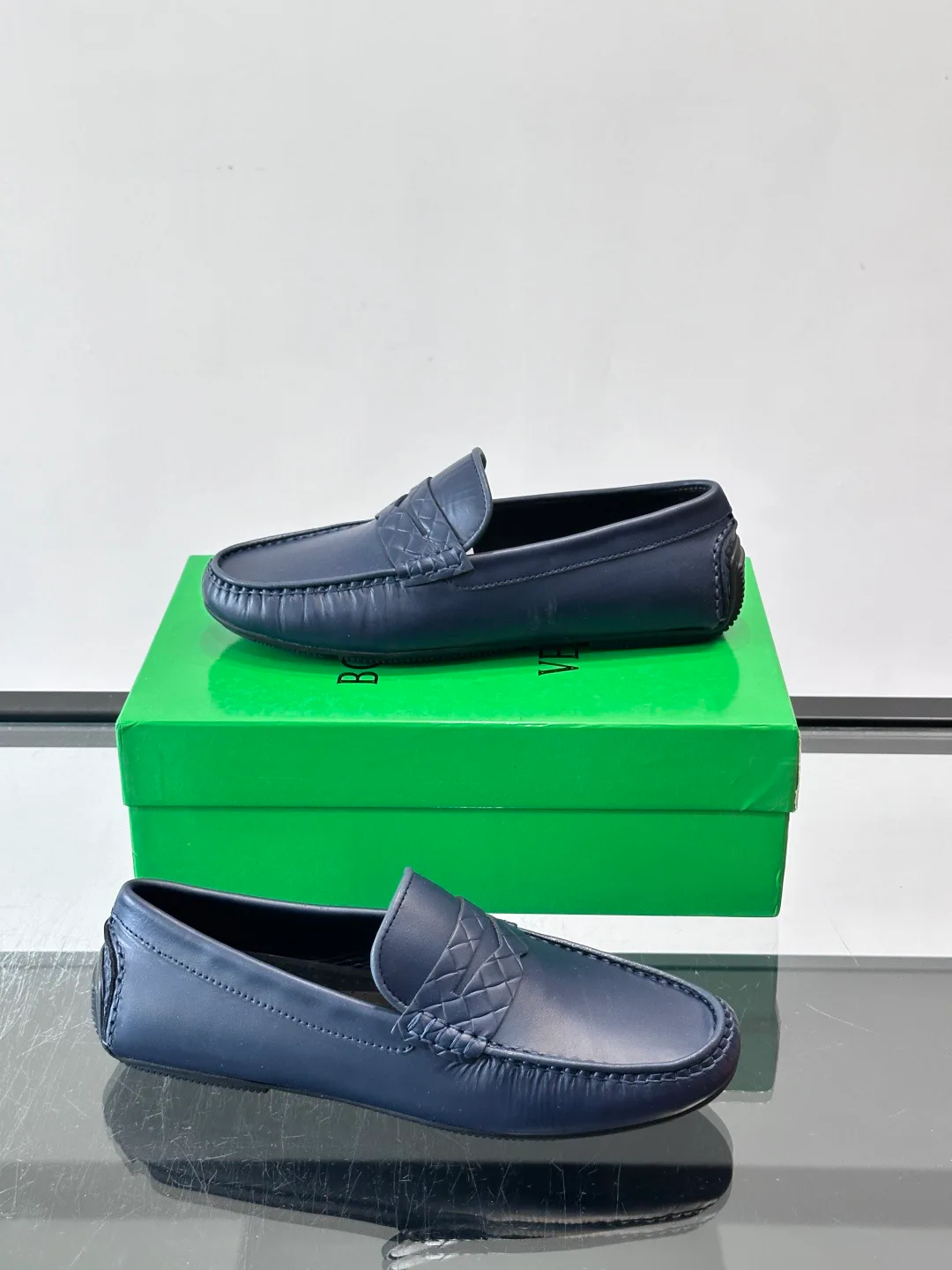 Men's Loafers And Dress Shoes BOTTEGA VENETA 18102747