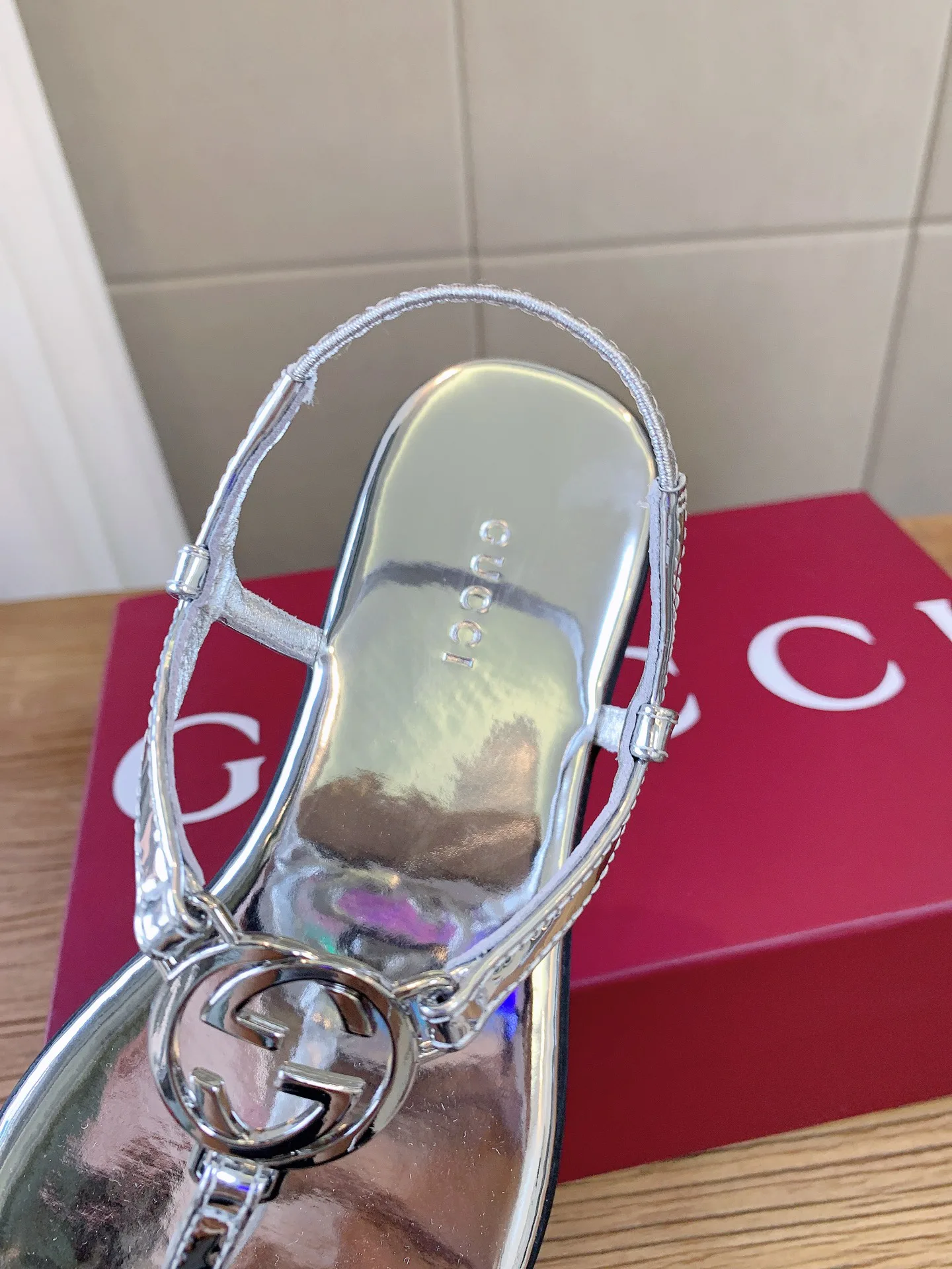 Women's Open-Toe Sandals GUCCI 16942043