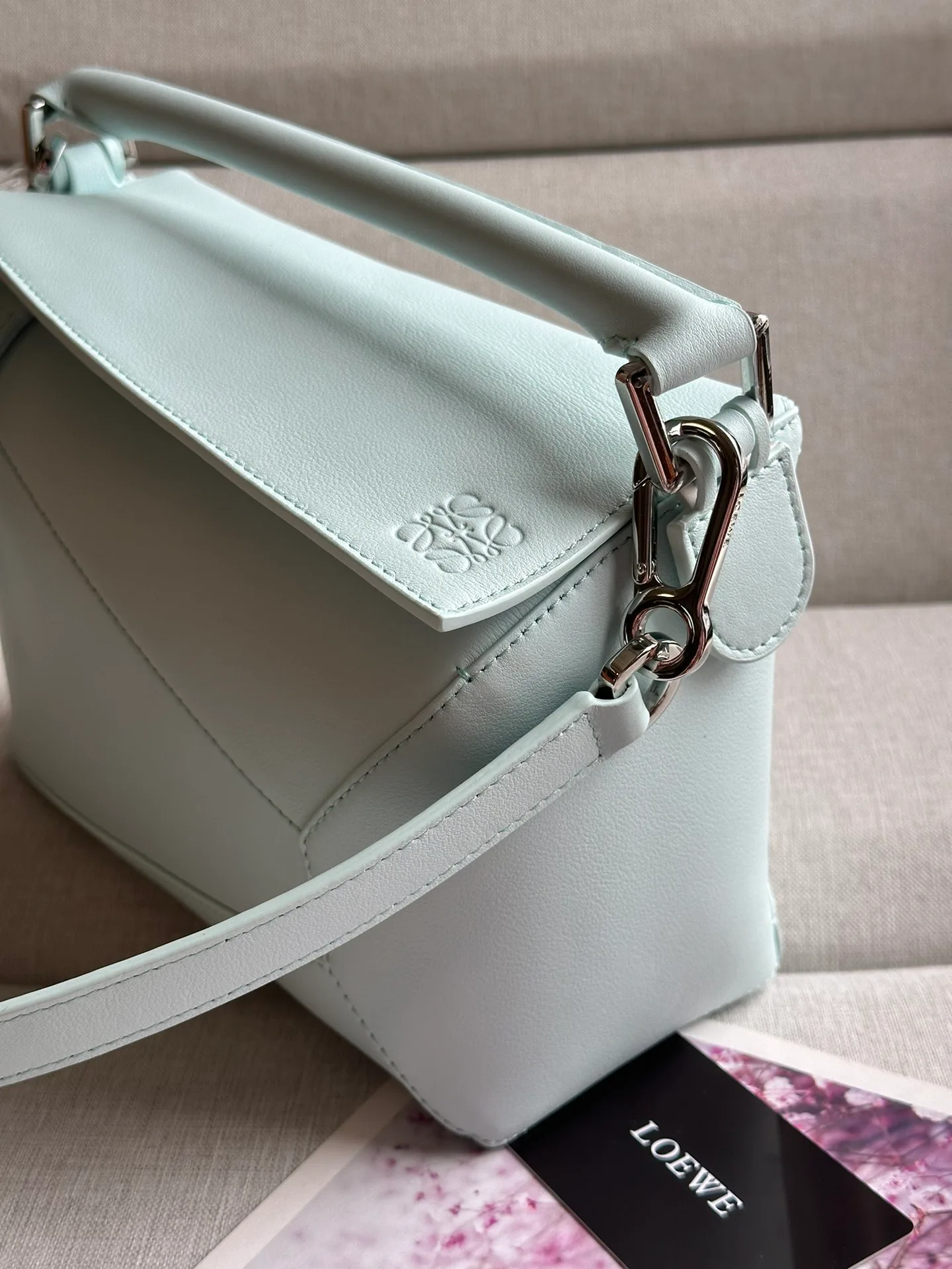Women's Classic Handbags LOEWE 17818405