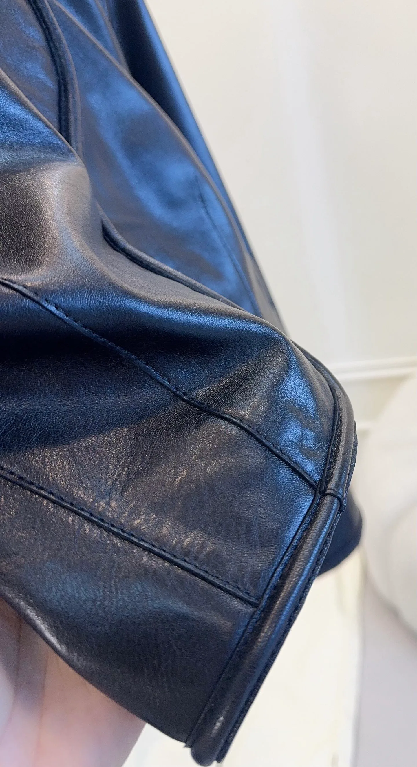 Women's Leather Jackets And Sheepskin Coats HERMES 18336446