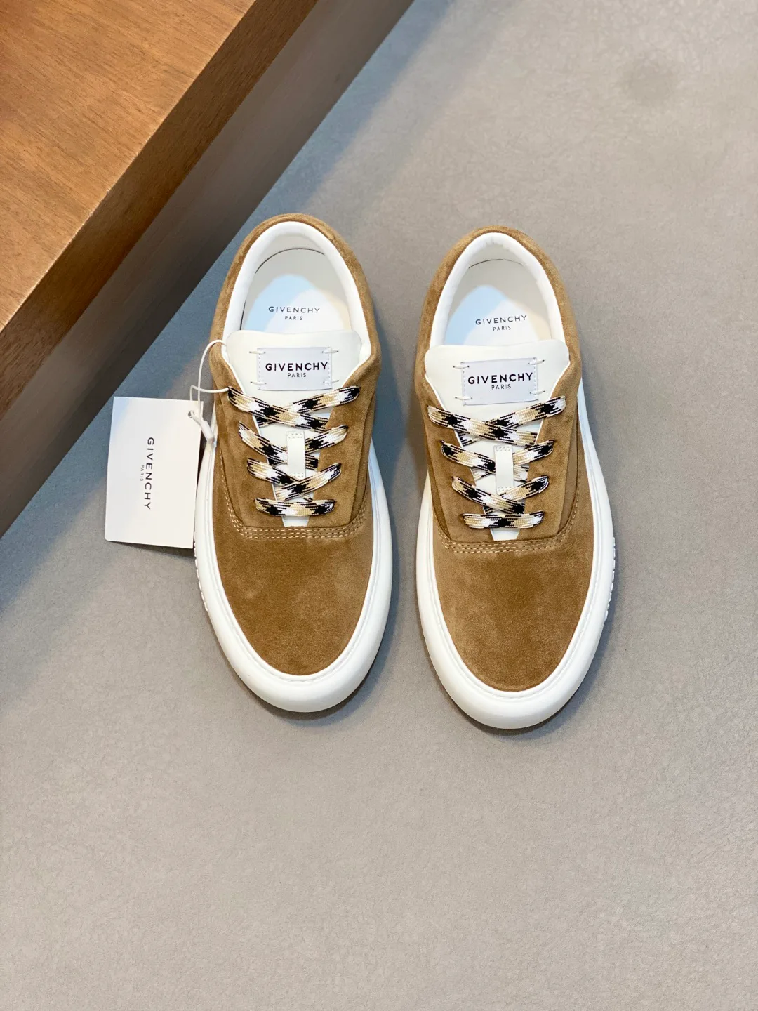 Men's Sneakers GIVENCHY 18449122