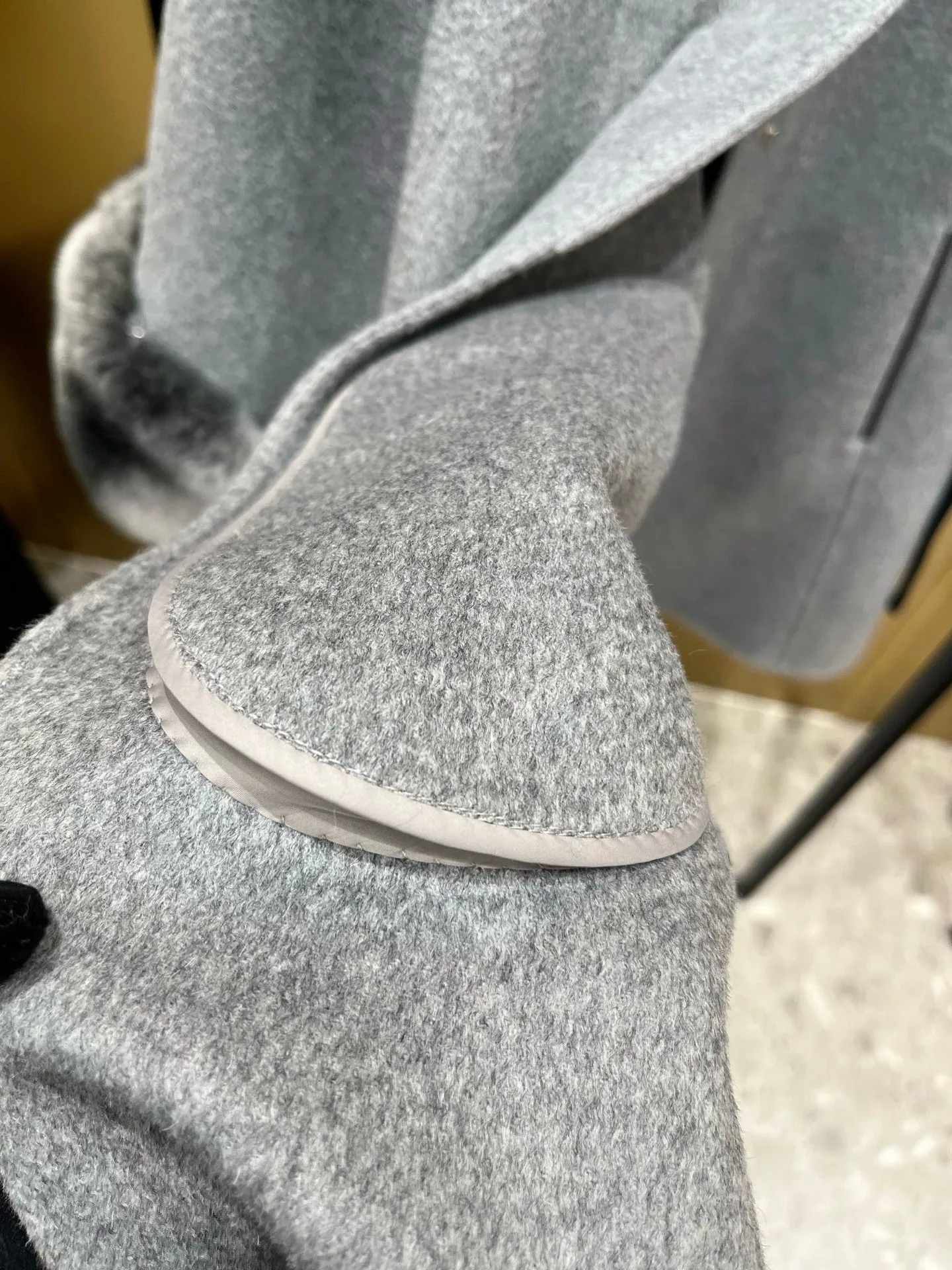 Women's Coats LORO PIANA 17998410