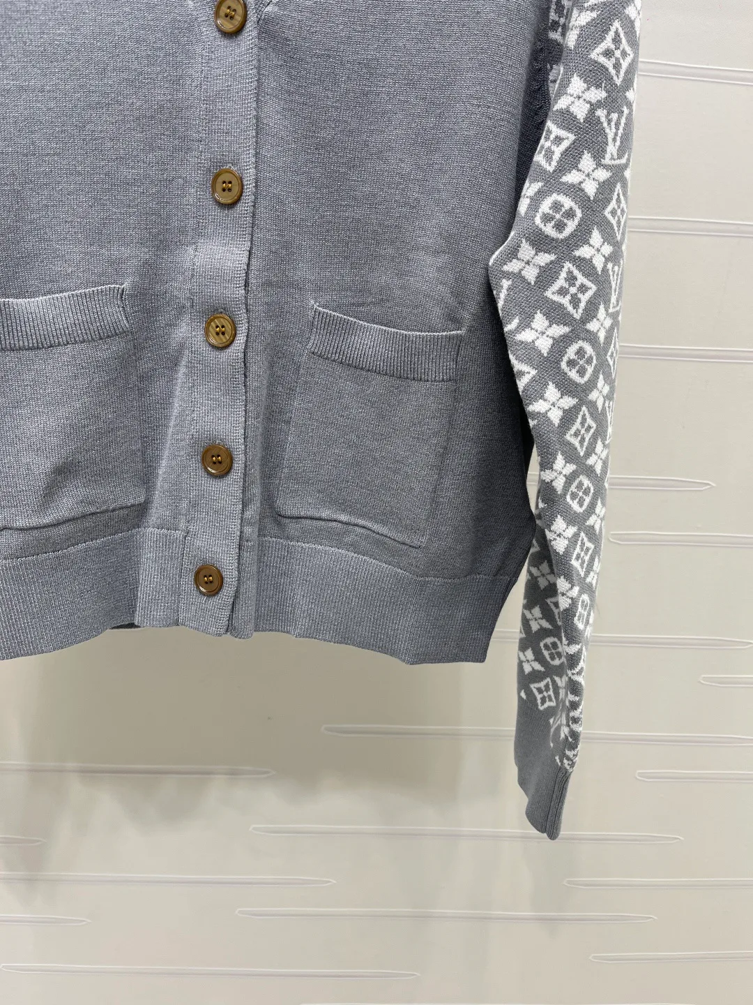 Women's Jumpers And Sweaters LOUIS VUITTON 18140977