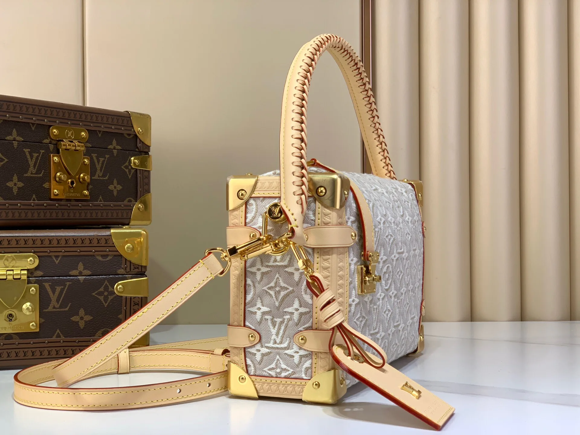 Women's Classic Handbags LOUIS VUITTON 17081273