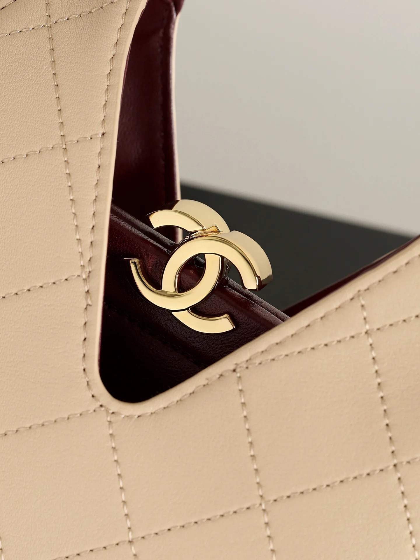 Women's Classic Handbags CHANEL 18058359