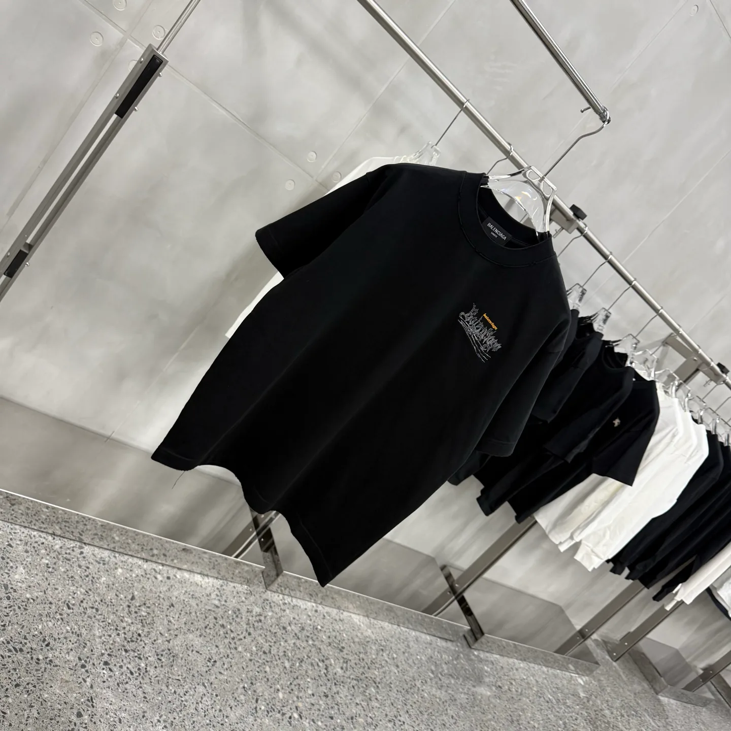 Men's T-Shirts BALENCIAGA 18368650