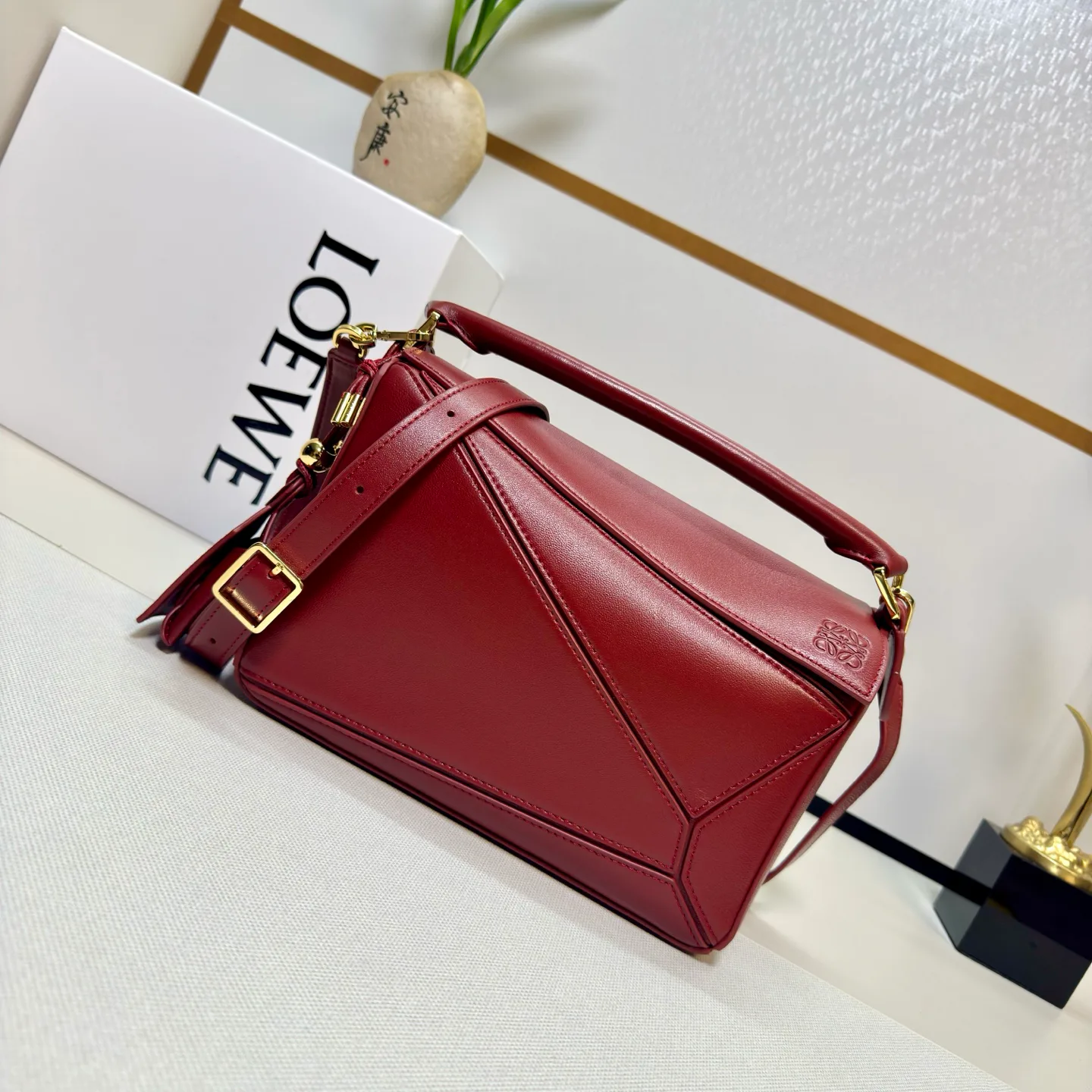 Women's Classic Handbags LOEWE 17270380