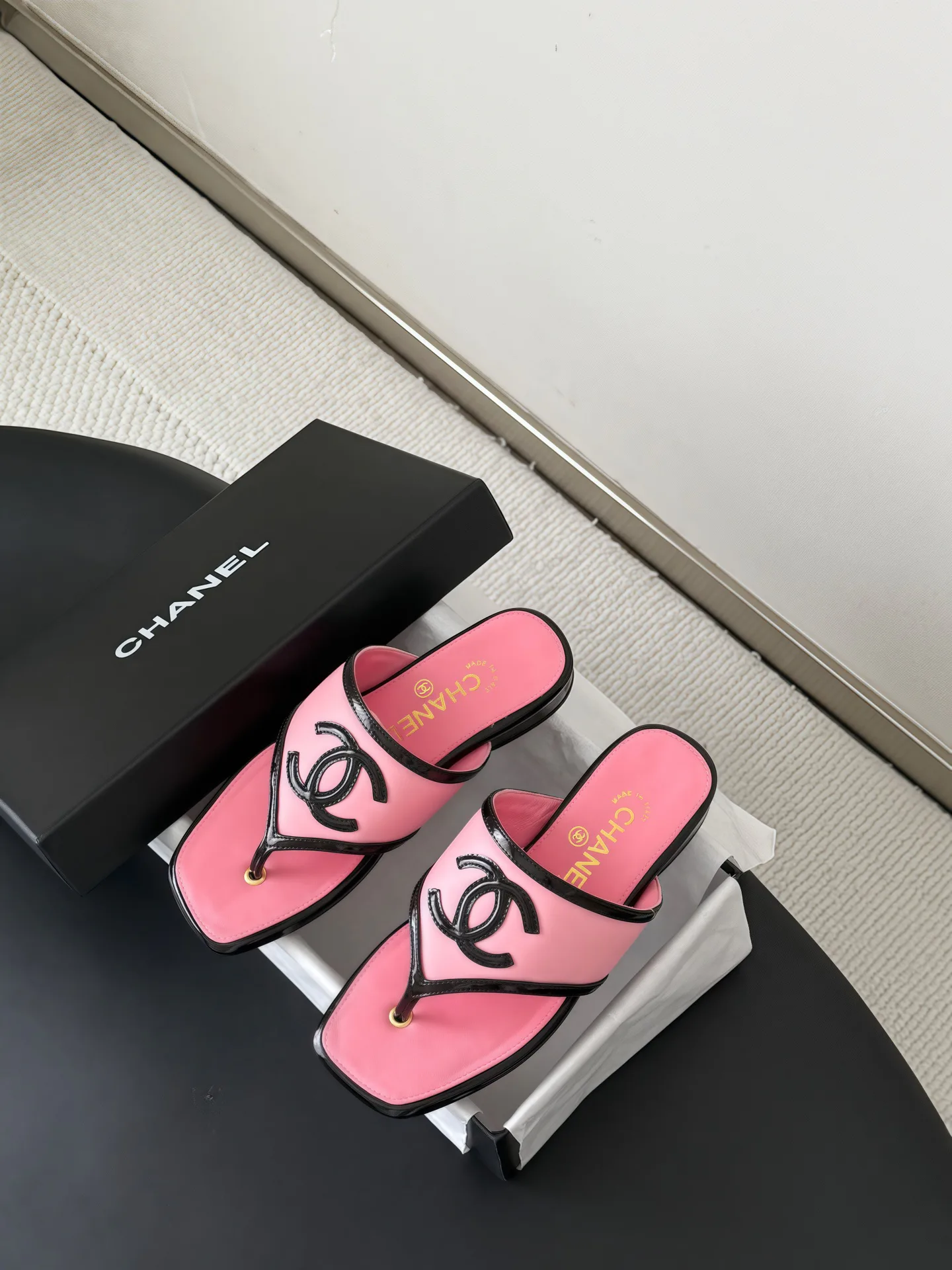 Women's Flip-Flops CHANEL 17526757