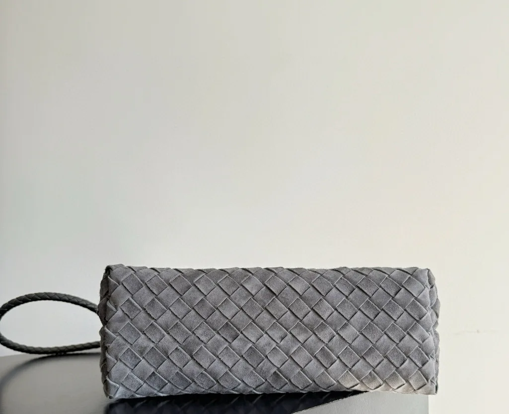 Women's Classic Handbags BOTTEGA VENETA 17894774