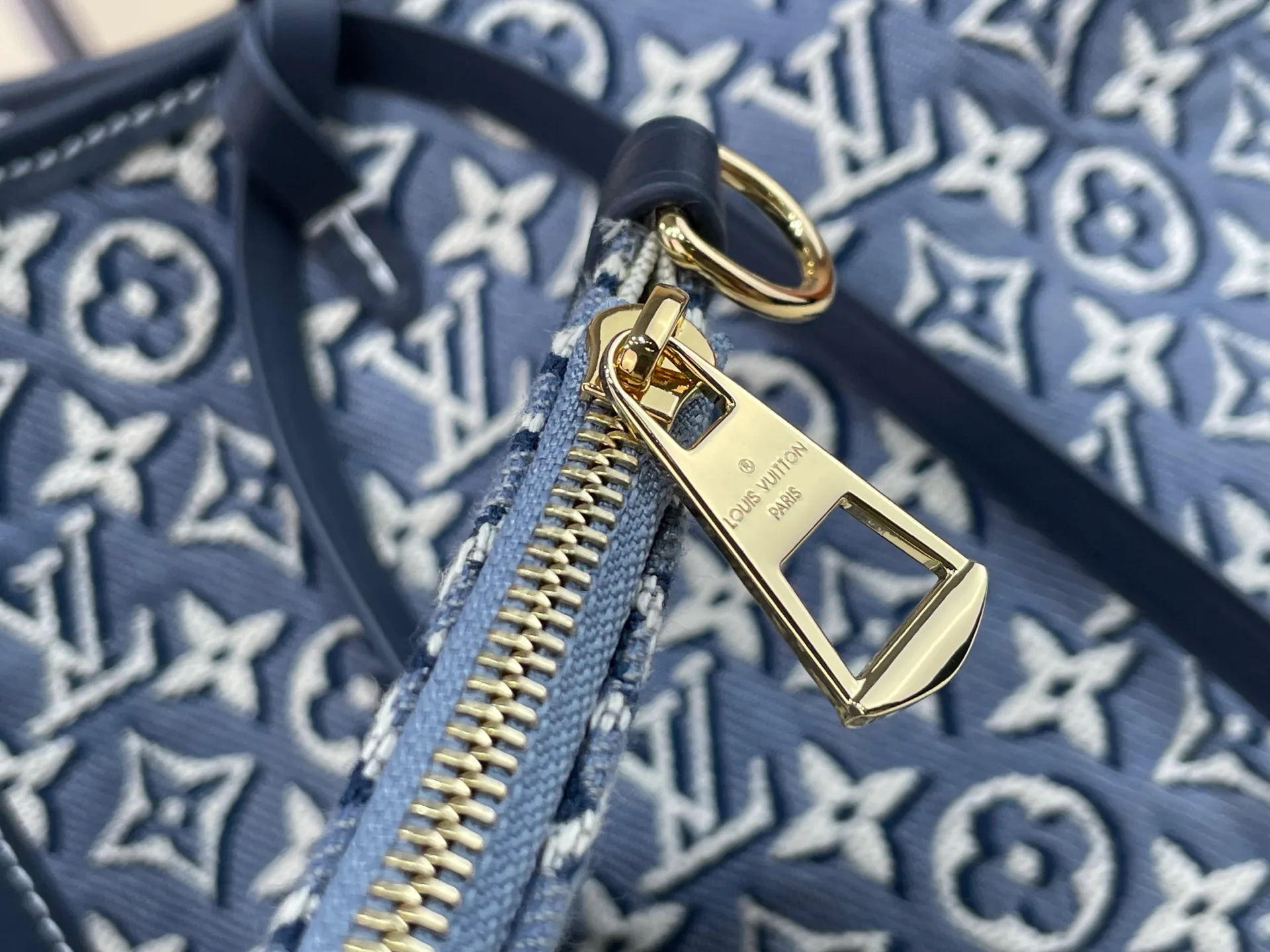 Women's Classic Handbags LOUIS VUITTON 17855097