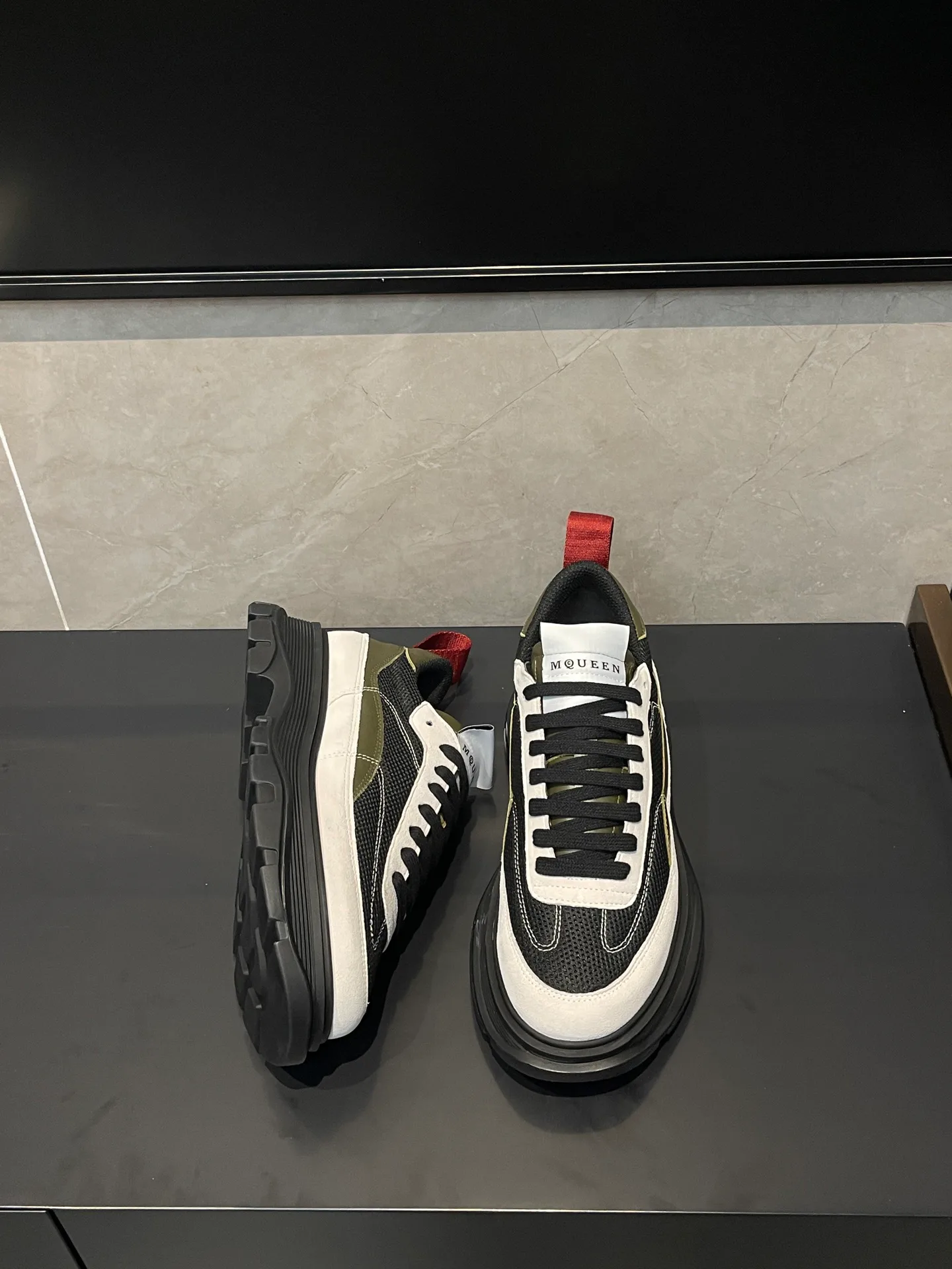 Women's Sneakers ALEXANDER MCQUEEN 18363945