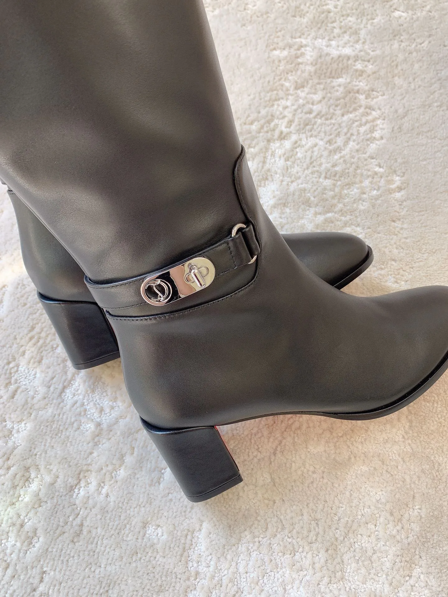 Women's Boots CHRISTIAN LOUBOUTIN 17962834
