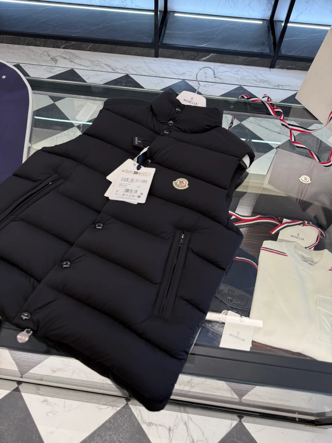 Men's Vests MONCLER 18492254