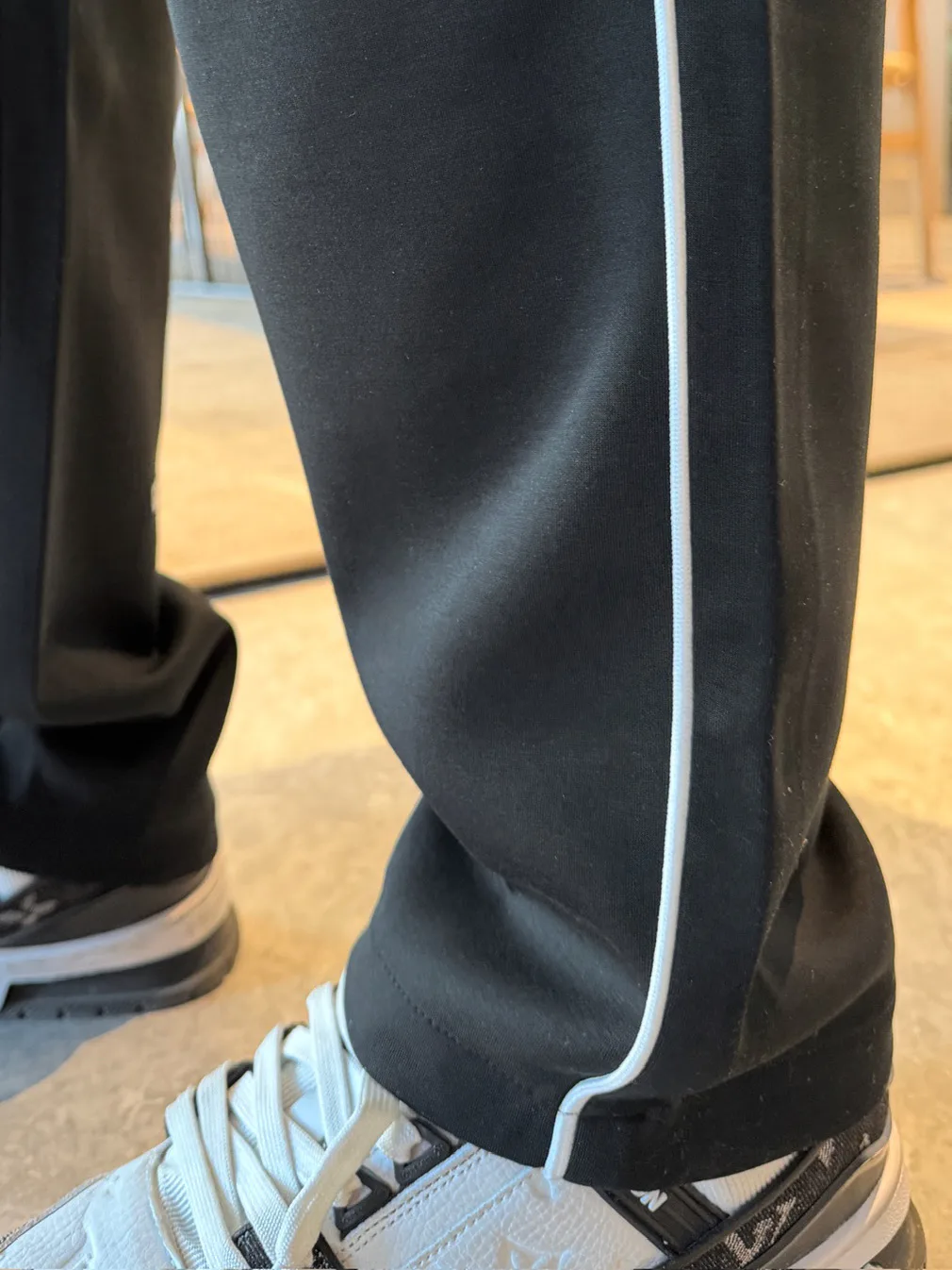 Men's Trousers GIVENCHY 18345836