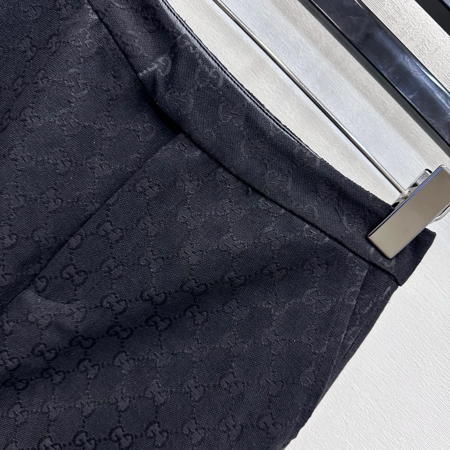 Women's Trousers GUCCI 18023275