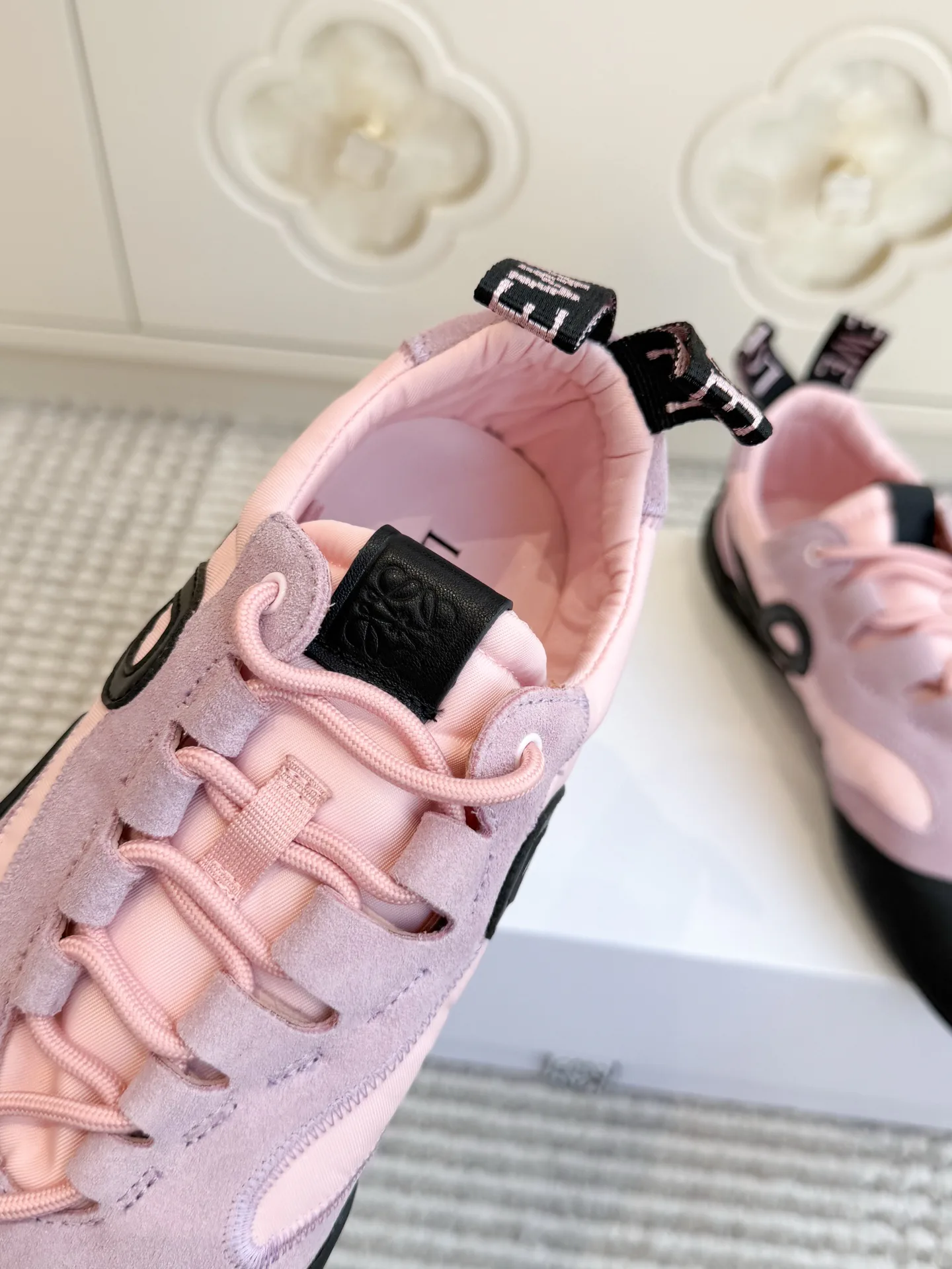 Women's Sneakers LOEWE 18275867