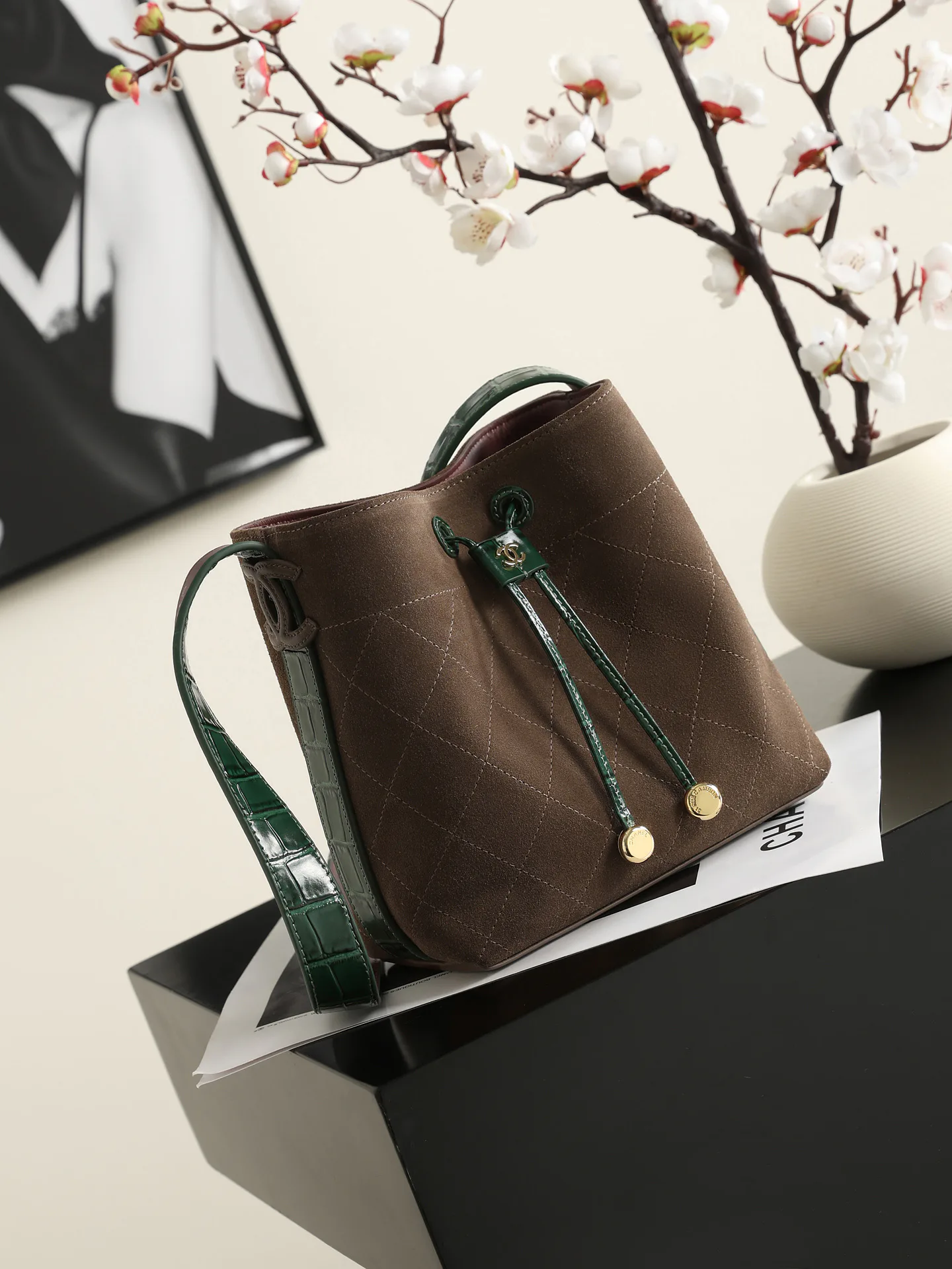 Women's Classic Handbags CHANEL 18147694