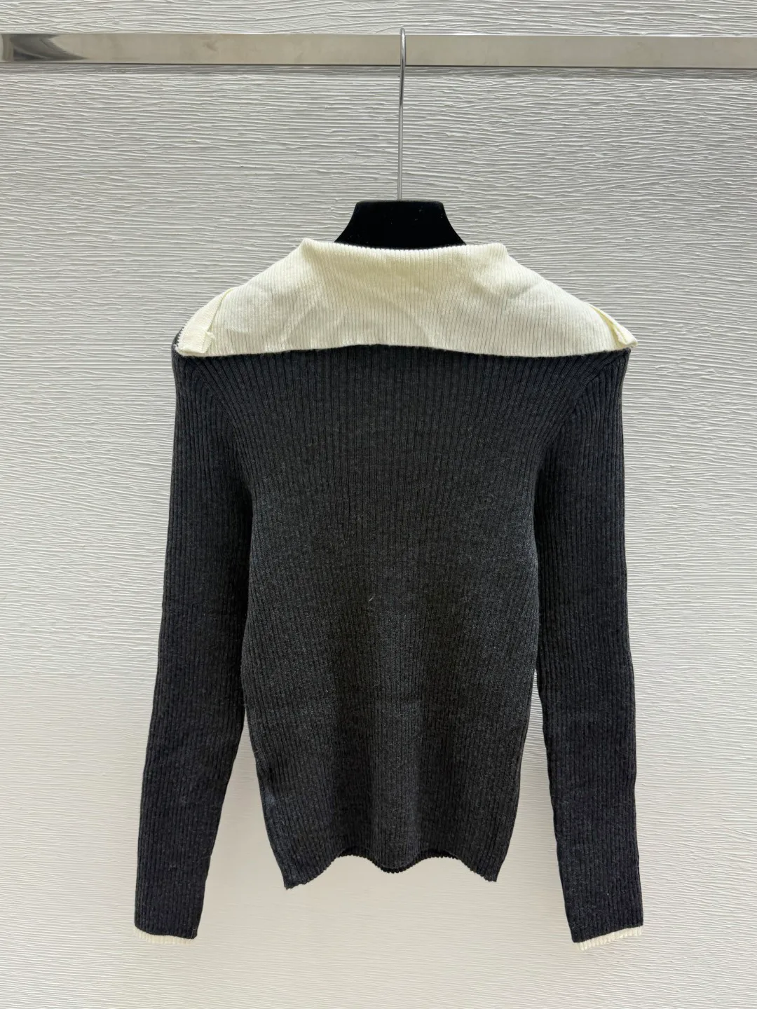 Women's Jumpers And Sweaters CHANEL 18138242