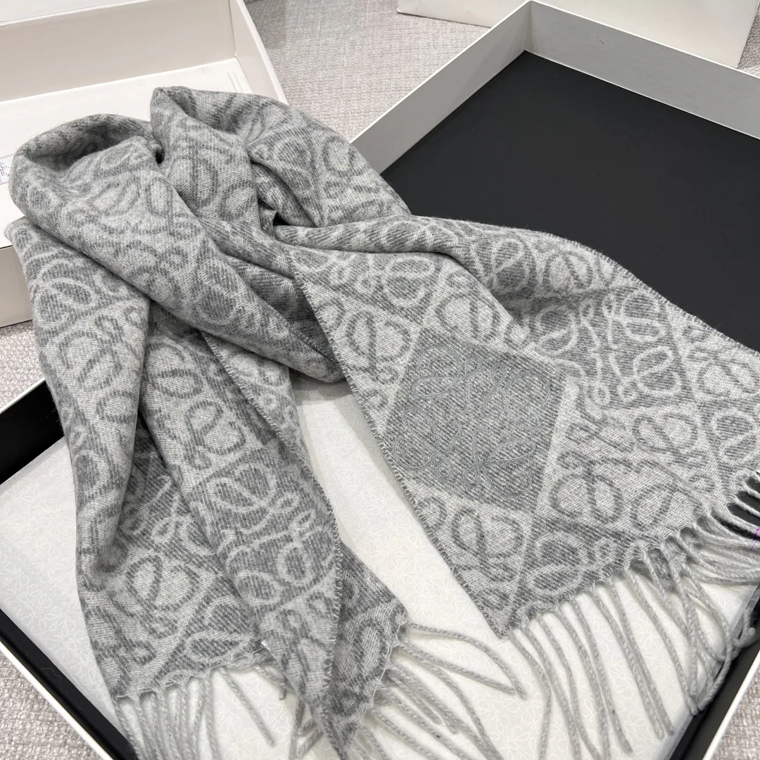 Scarves LOEWE 17991970